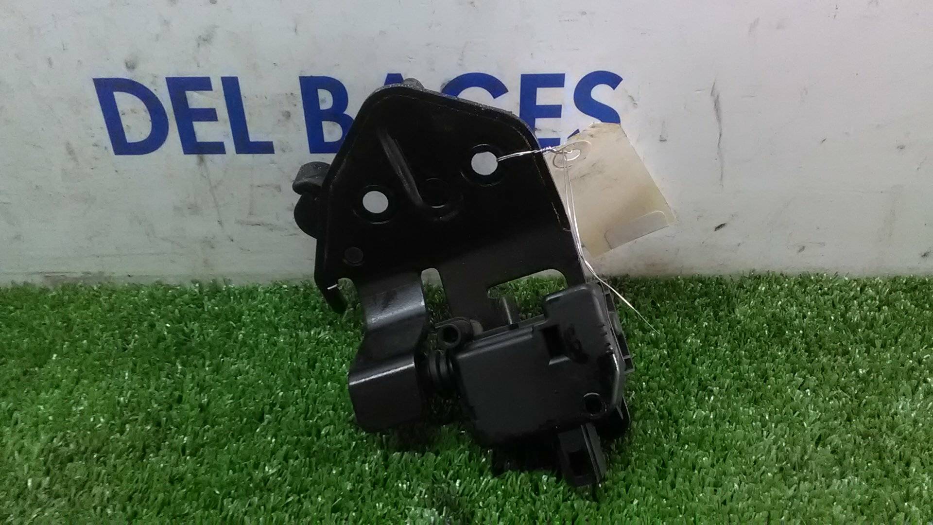 SKODA Octavia 2 generation (2004-2013) Tailgate Boot Lock 1Z0827511C 20031768