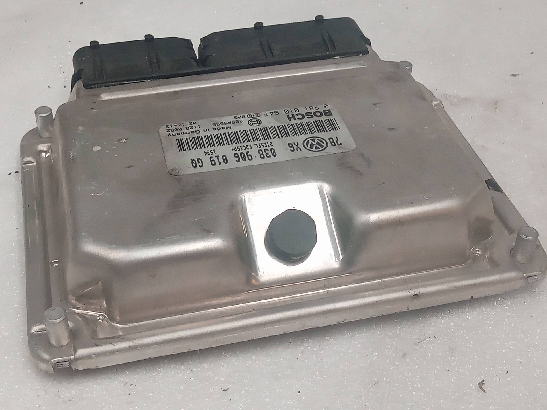 VOLKSWAGEN Passat Variant 1 generation (2010-2024) Engine Control Unit ECU 0281010941 23801384