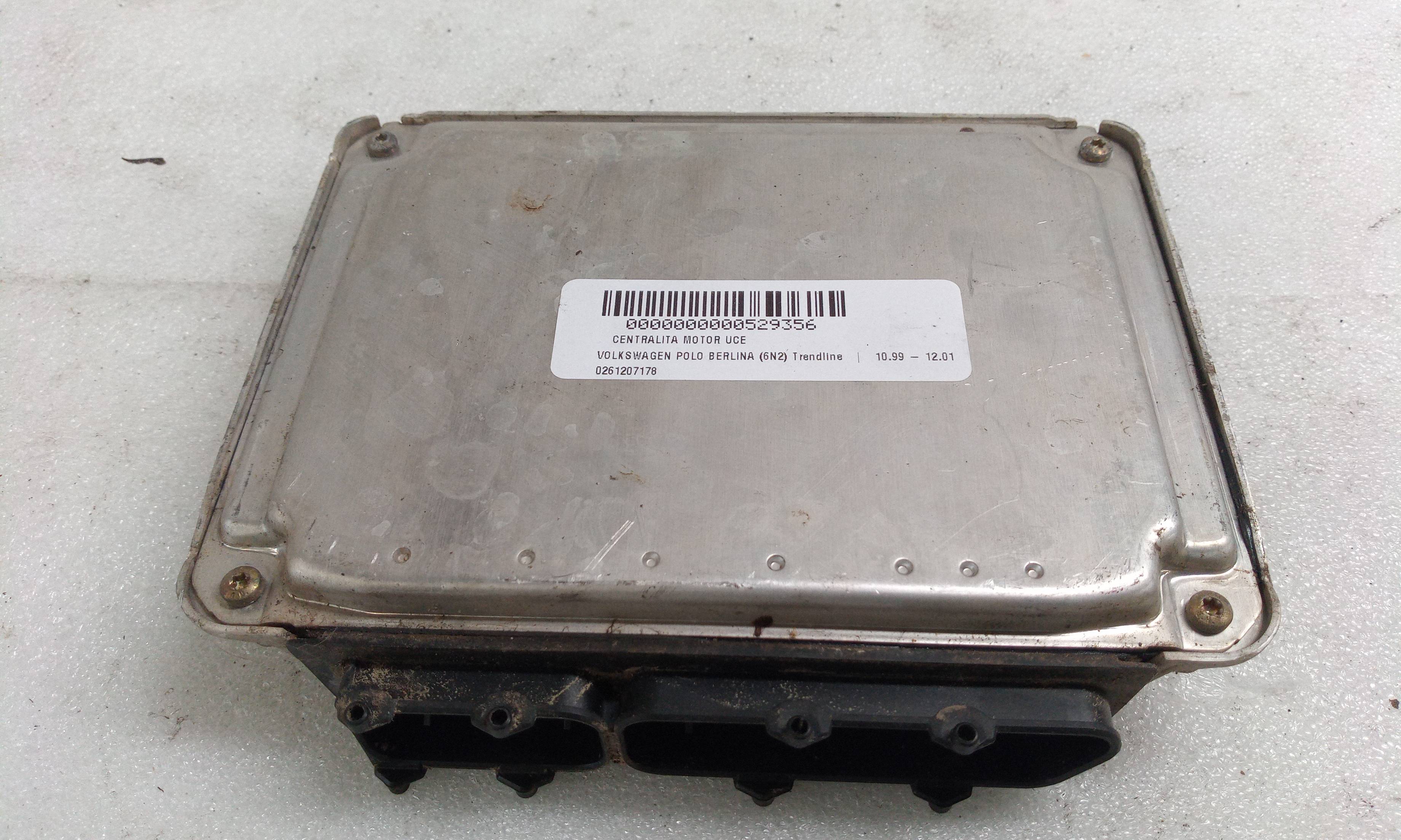 Centralita motor uce 0261207178 de Volkswagen Polo (6n2) 1999-2001 - pieza usada