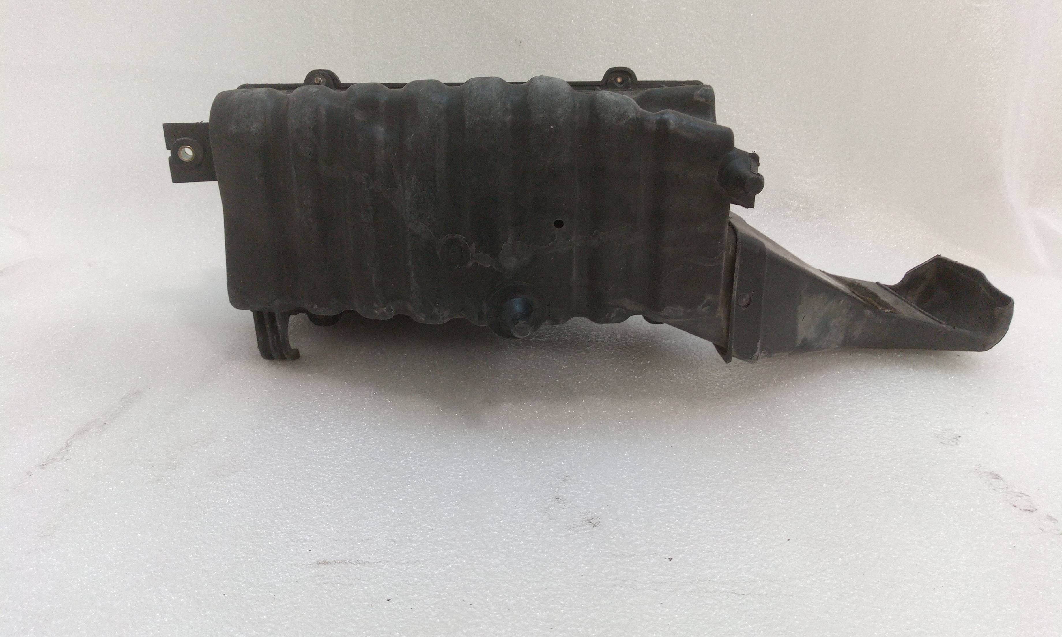 Caja del filtro aire D27DT 2311008403 de Ssangyong Rexton / rexton ii (gab_) 2004-2006 163 CV con 285000 km - pieza usada