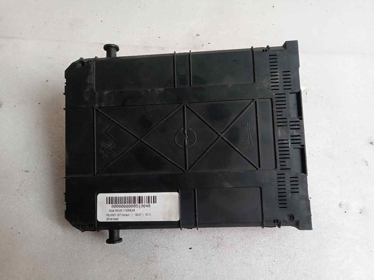 PEUGEOT 207 1 generation (2006-2009) Fuse Box 9674016680 25719023