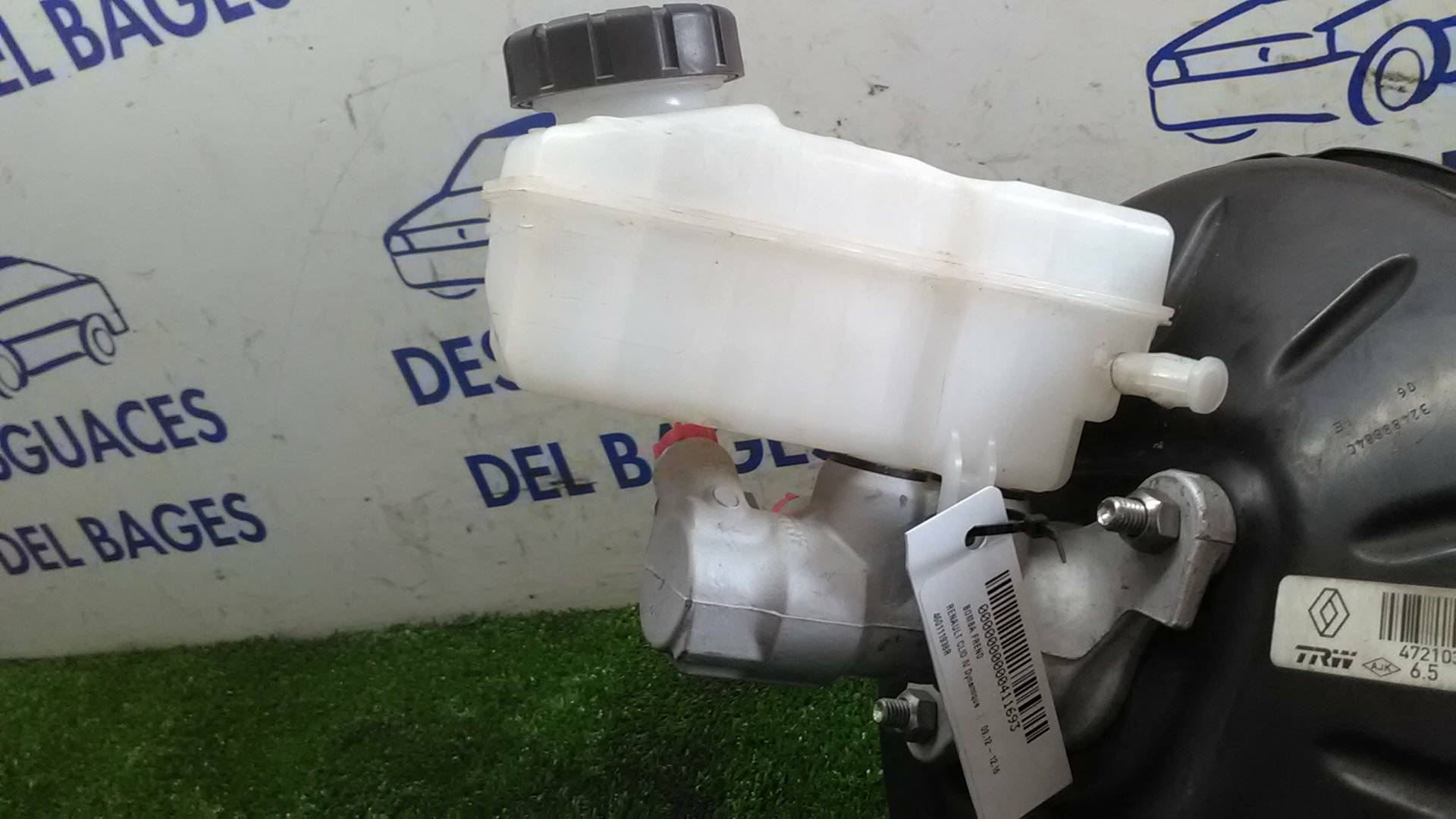 RENAULT Captur 1 generation (2013-2019) Brake Cylinder 460111938R 24346450