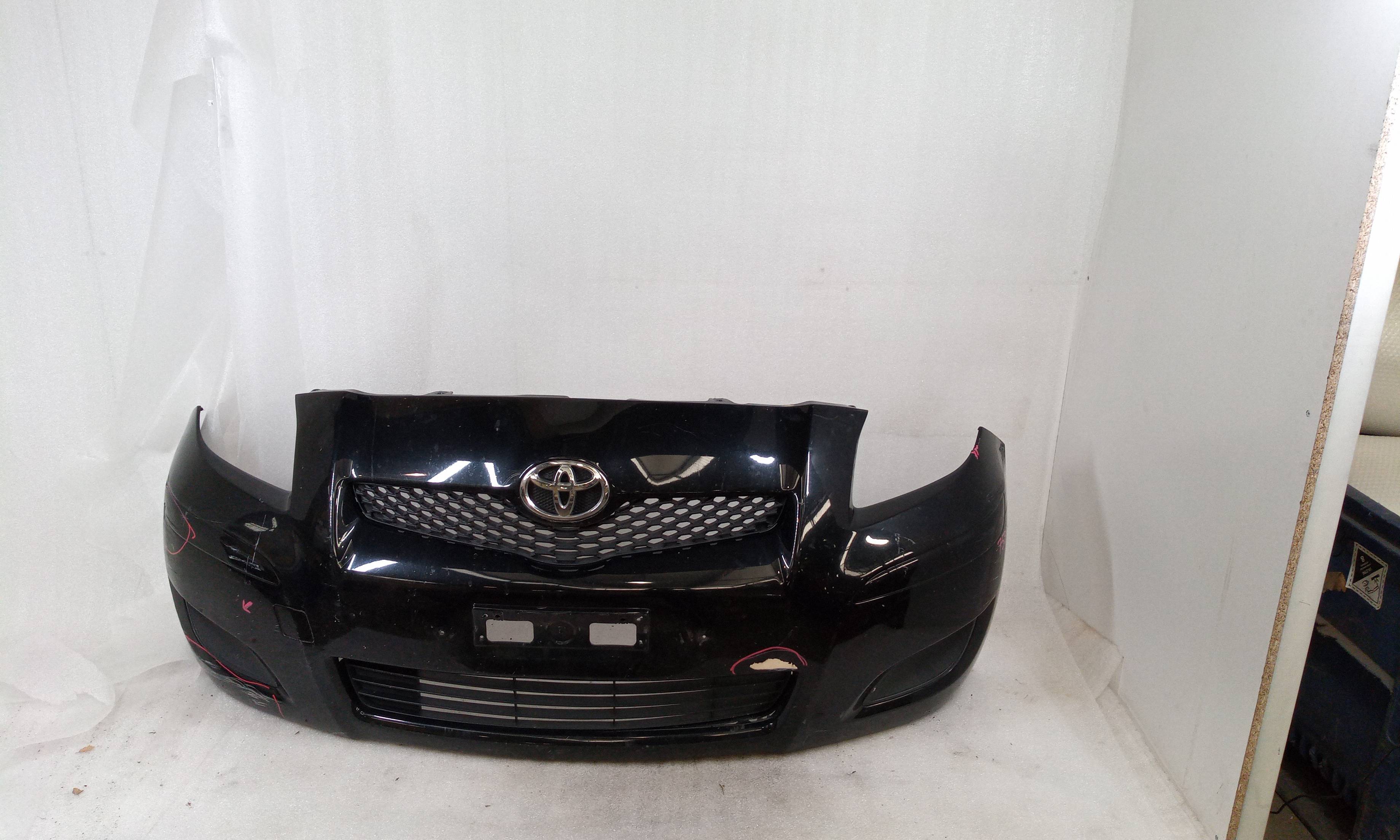 TOYOTA Yaris 2 generation (2005-2012) Бампер передний 521190D340 24829147