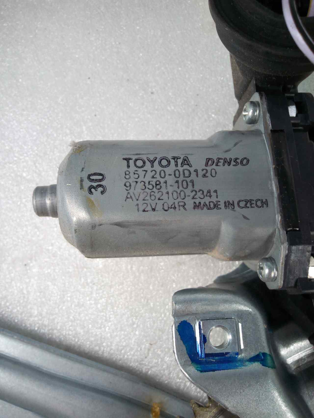 TOYOTA Yaris 3 generation (2010-2019) Galinių dešinių durų stiklo pakelėjas 857200D120 20064809