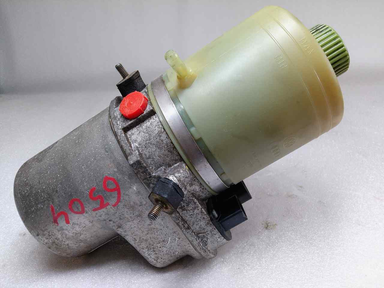 SEAT Ibiza 3 generation (2002-2008) Power Steering Pump 6Q1423051AJ 24827388