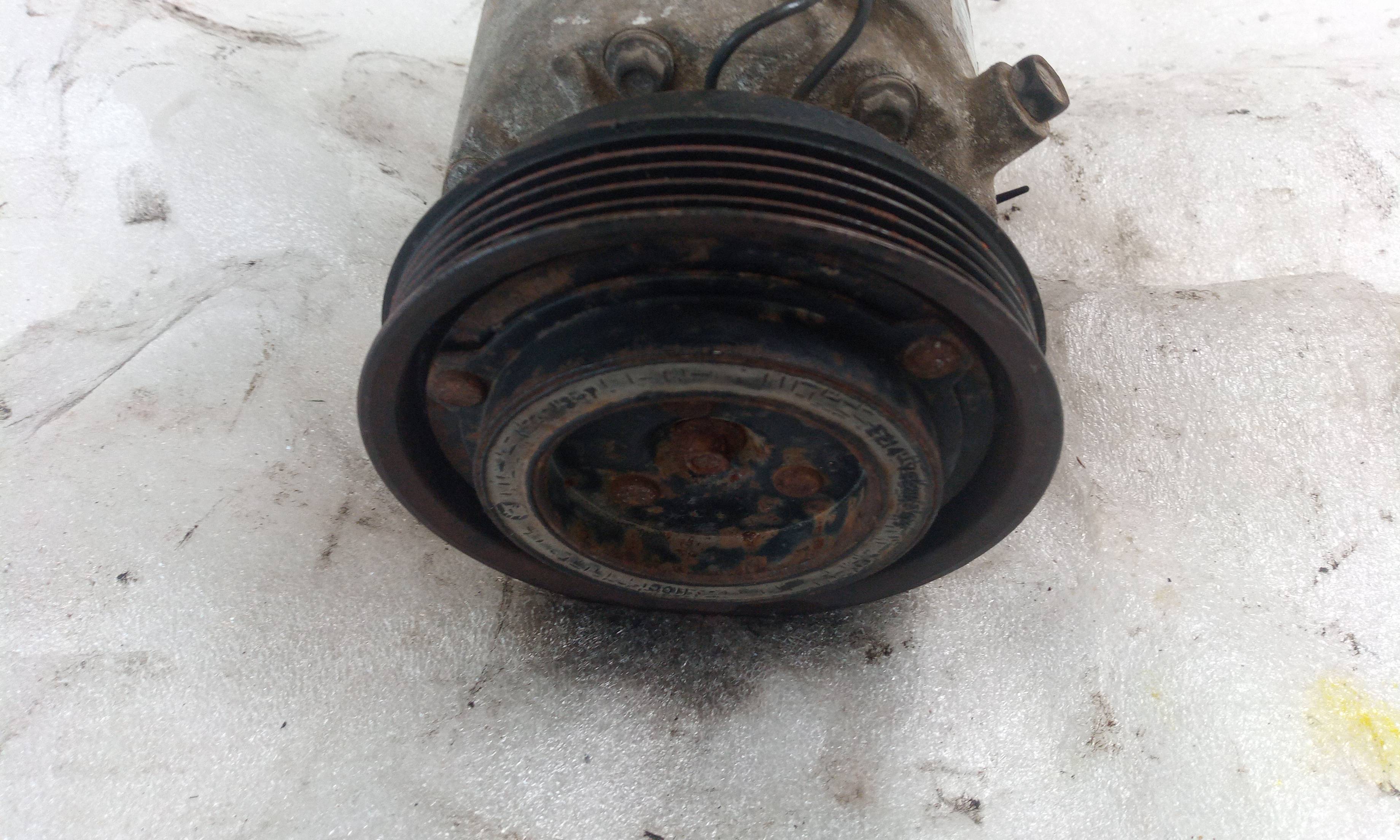 Compresor del aire acondicionado CB5DA07 de Ford Focus berlina (cak) 1998-2002 - pieza usada