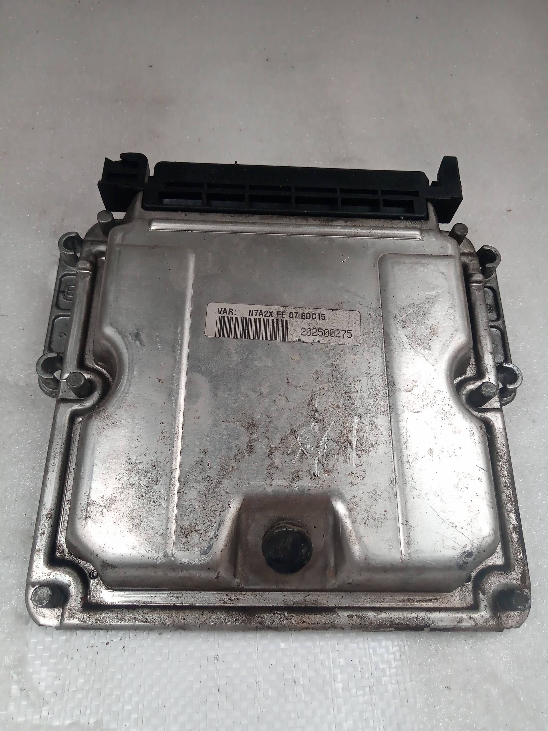 Centralita motor uce RHY 0281010369 de Citroen Xsara (n1) 2000-2005 90 CV - pieza usada
