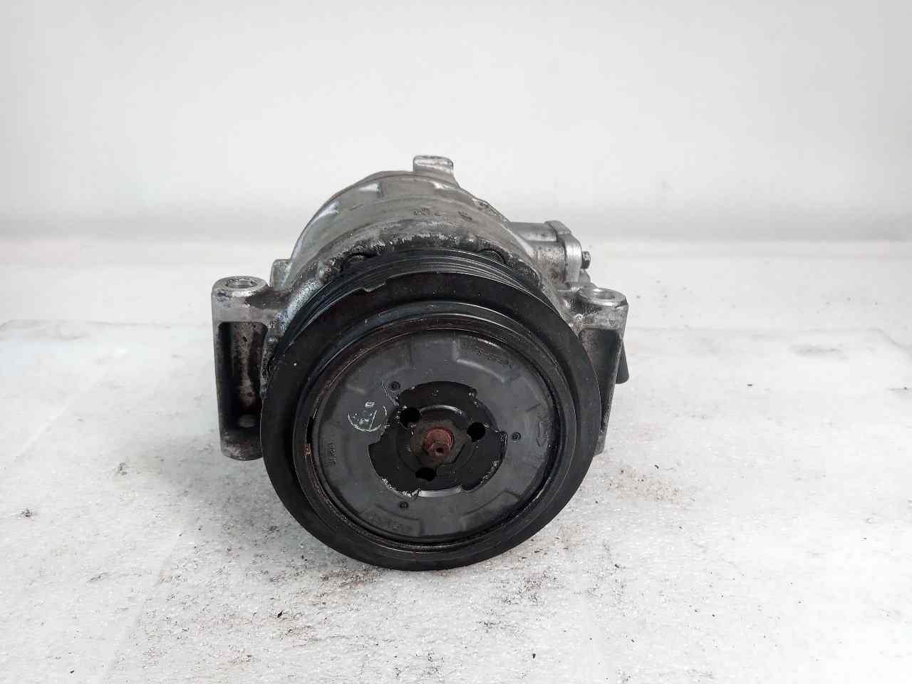 Compresseur clim A0022301911 de Seat Ibiza i (21a) 1999-2002 - pieza usada