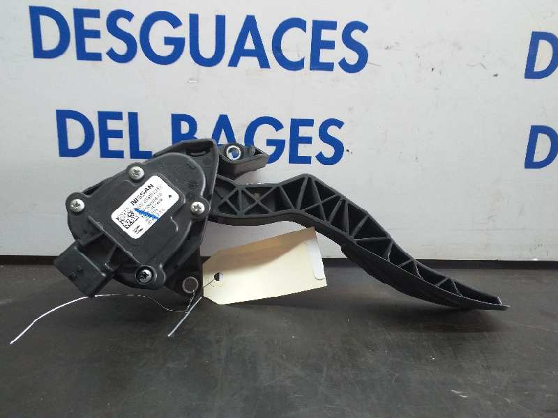 NISSAN Qashqai 2 generation (2013-2023) Akseleratoriaus (gazo) pedalas 180024BA0B 20019004