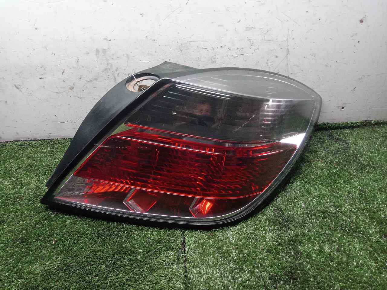 OPEL Astra H (2004-2014) Rear Right Taillight Lamp 342691834 23800050