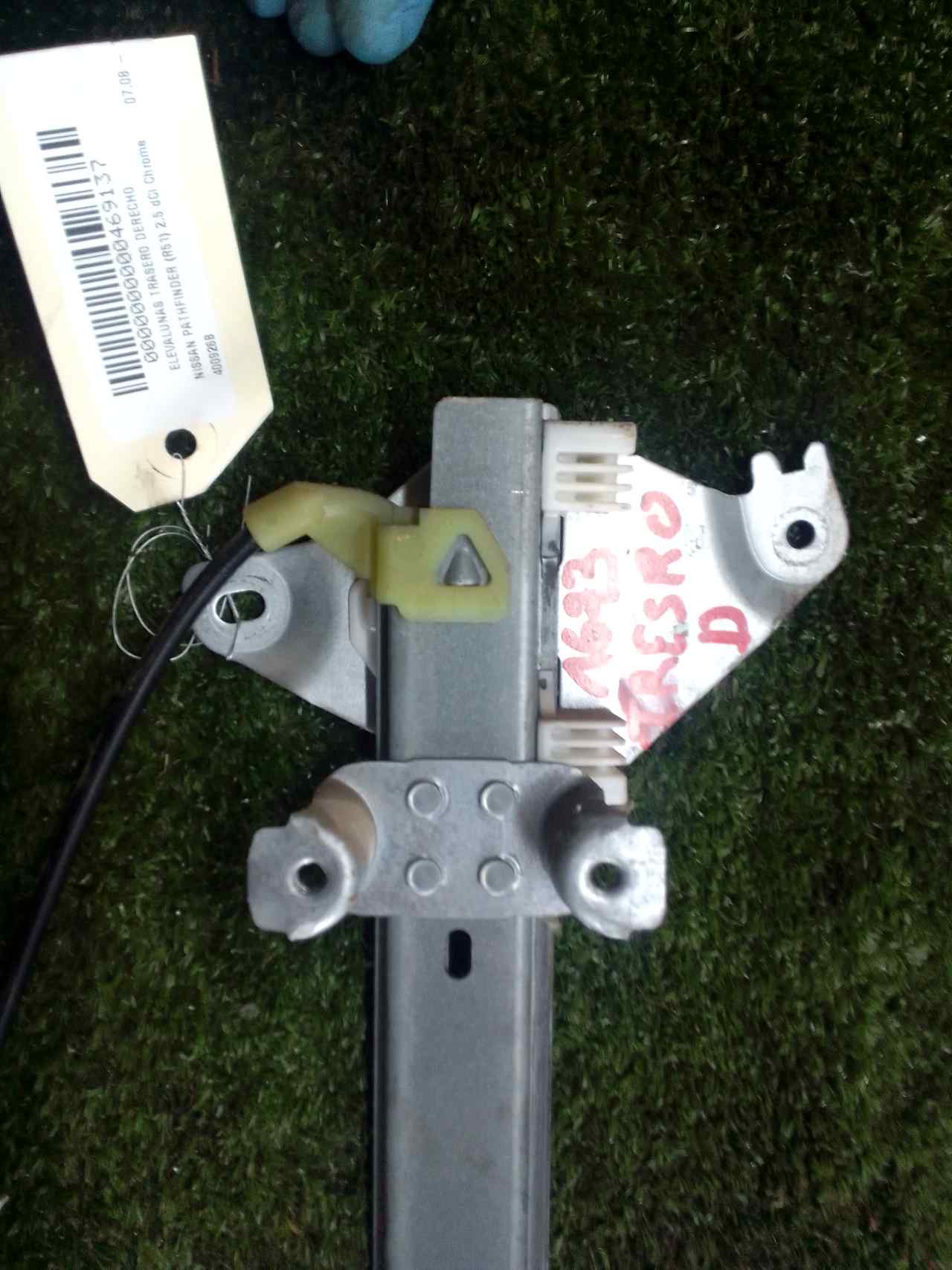 Elevalunas trasero derecho 400926B de Nissan Pathfinder (r51) 2005-2016 - pieza usada