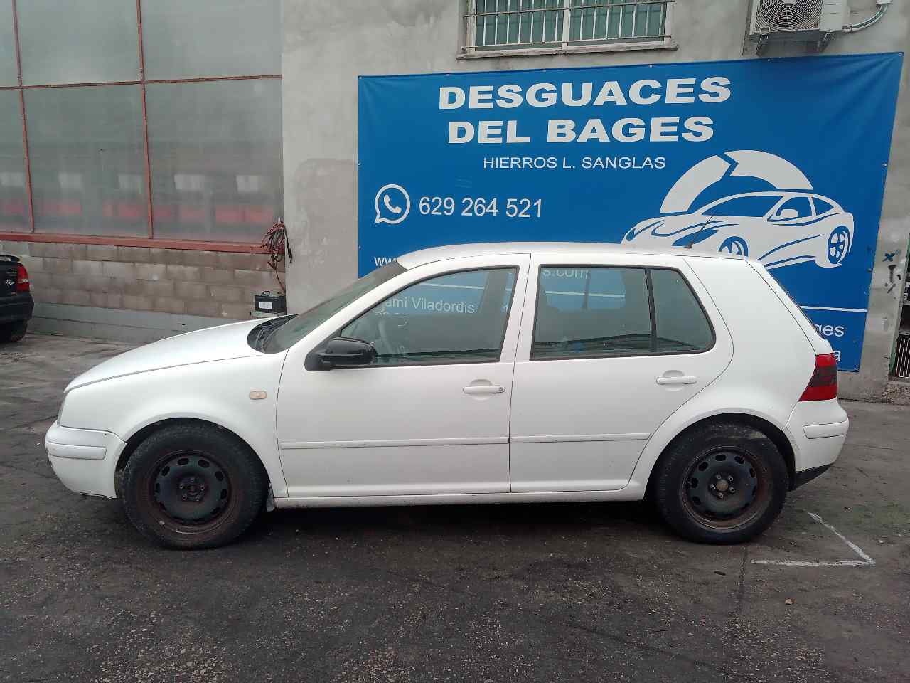 VOLKSWAGEN Golf 4 generation (1997-2006) Váltóáramú generátor 028903028D 24828836