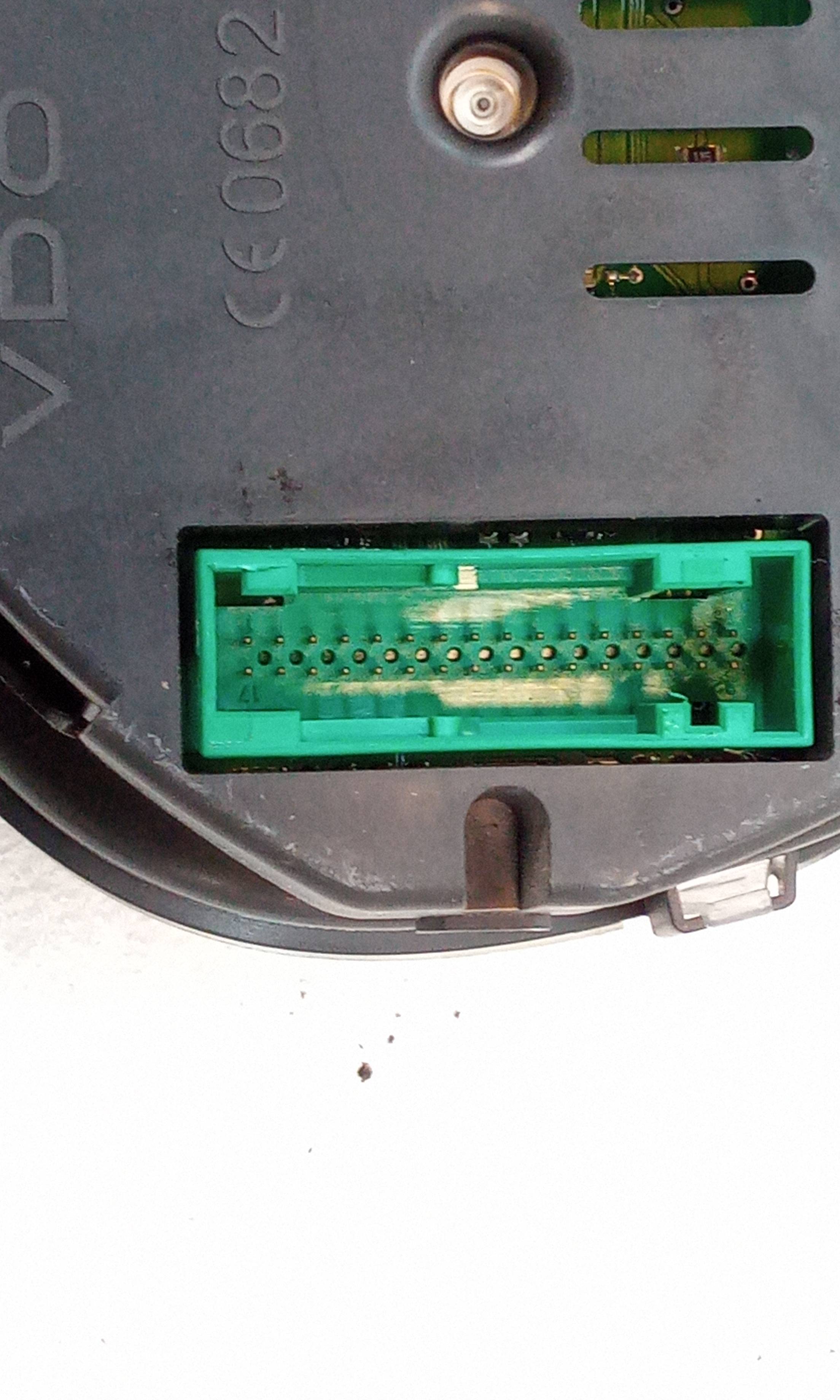 Cuadro de instrumentos BNV 5J0920810C de Skoda Fabia i (6y2) 2000-2008 80 CV - pieza usada