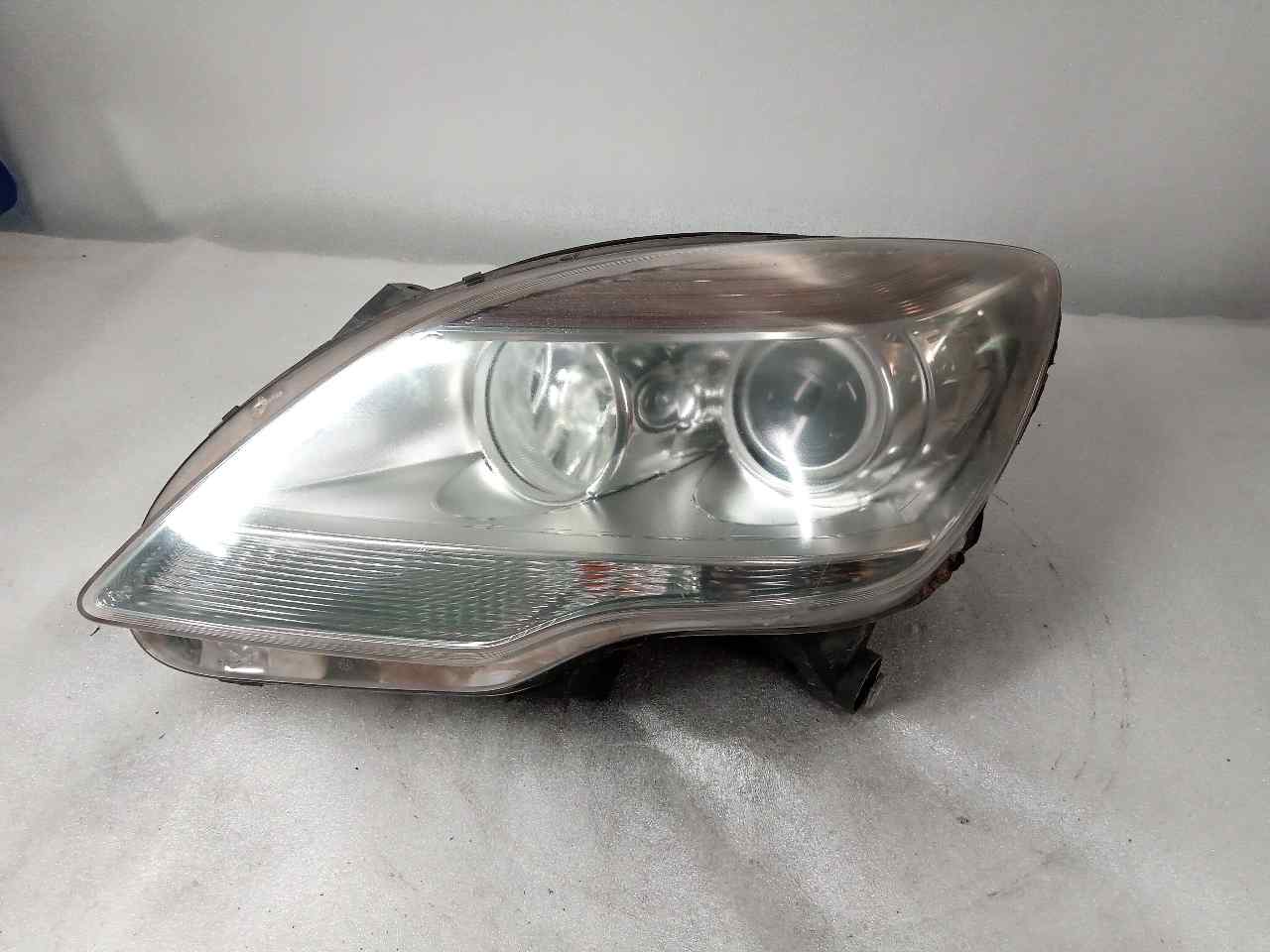 MERCEDES-BENZ R-Class W251 (2005-2017) Front Left Headlight A2519004600 24856061