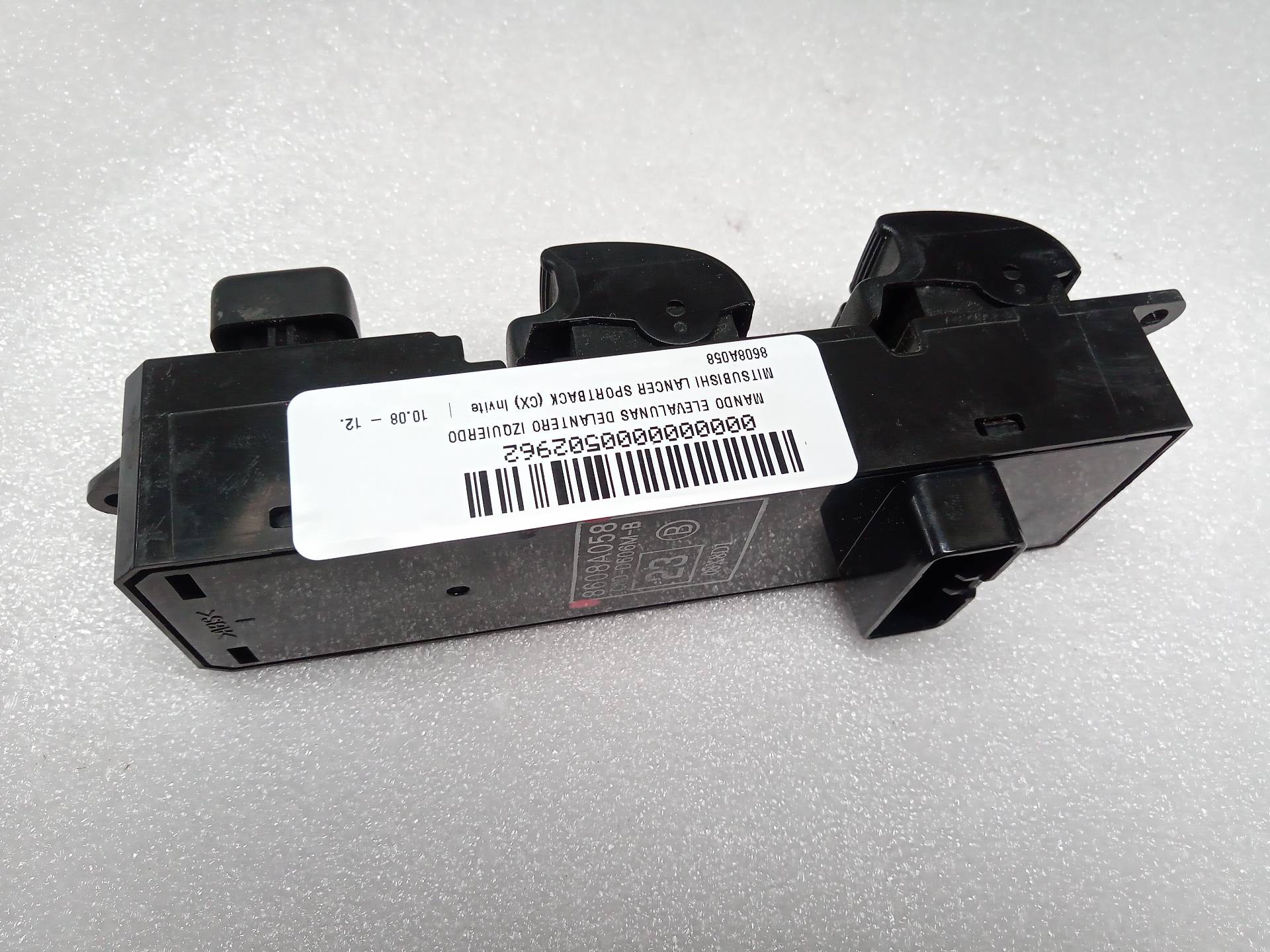 MITSUBISHI Lancer IX (2000-2010) Commutateur de fenêtre de porte avant gauche 8608A058 24827419