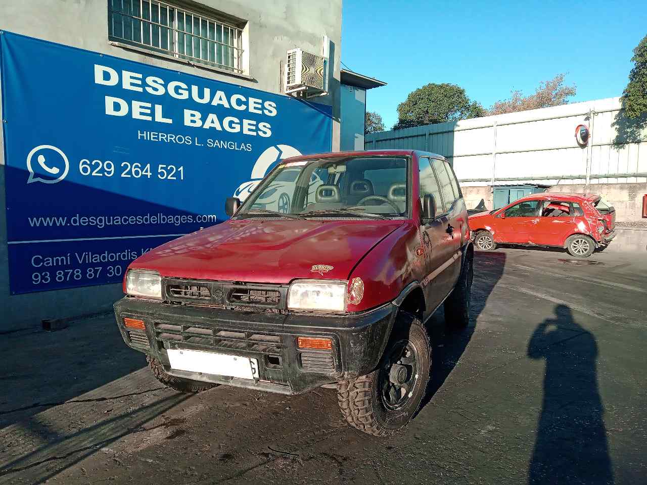 NISSAN Terrano 1 generation (1985-1995) Маторчик стеклоподъемника передней правой двери MP3225DP12 24827708