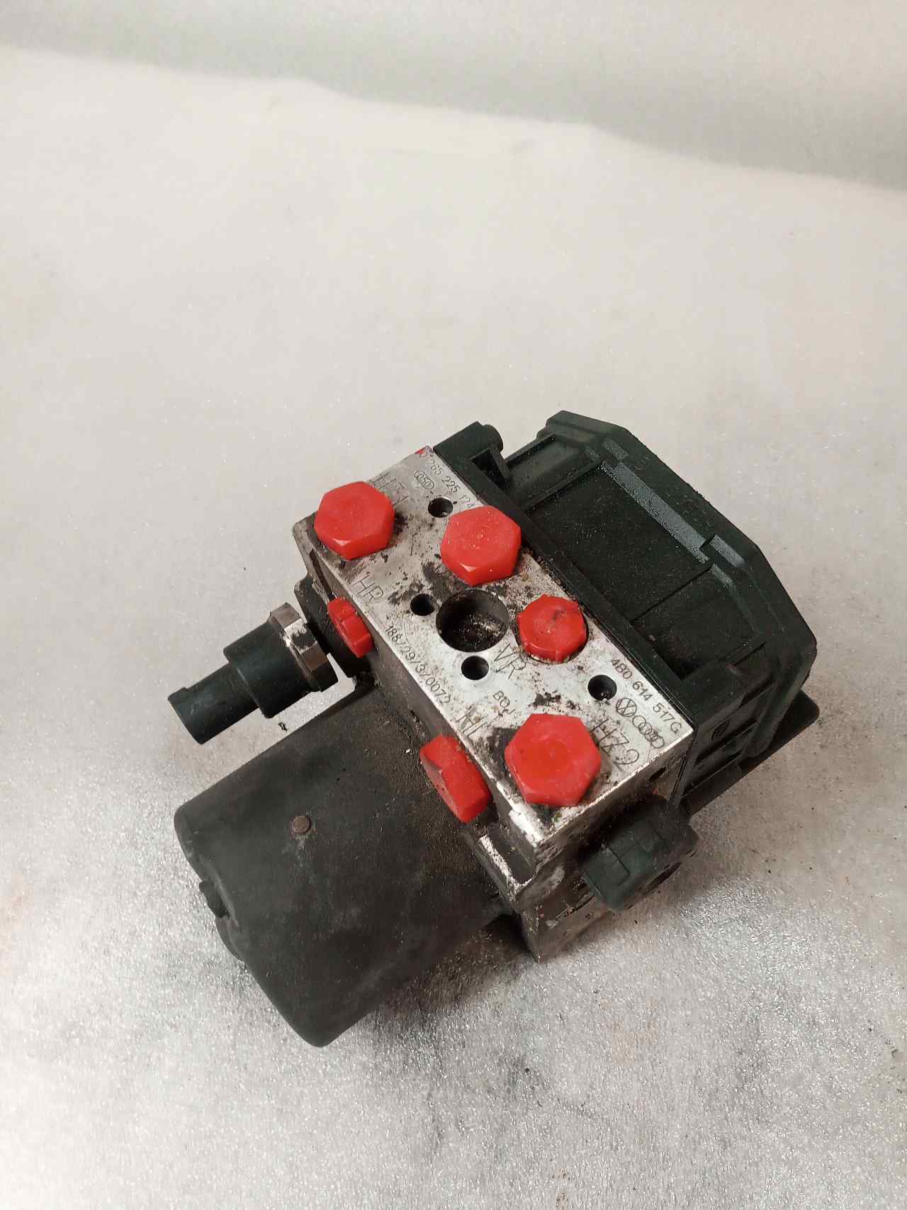 VOLKSWAGEN Passat B5 (1996-2005) ABS Pump 0265225124 25187780