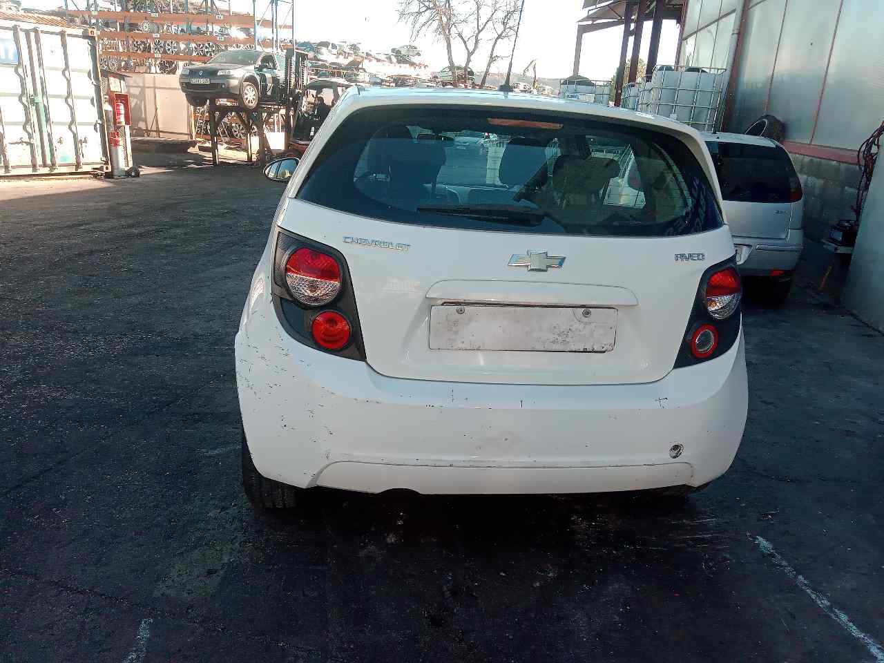 CHEVROLET Aveo T300 (2011-2020) Генератор 13502982 24828938