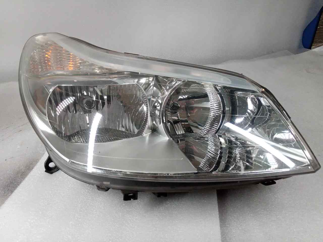 CITROËN C5 1 generation (2001-2008) Far dreapta față 9650055880 25240021