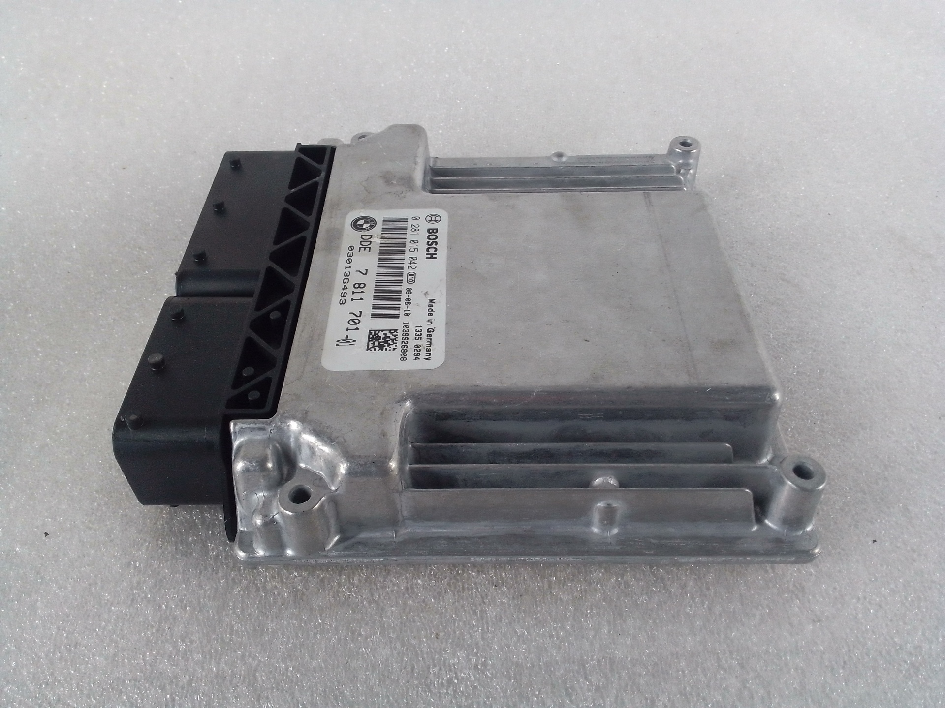 BMW 1 Series E81/E82/E87/E88 (2004-2013) Motorkontrolenhed ECU 781170101 23799788