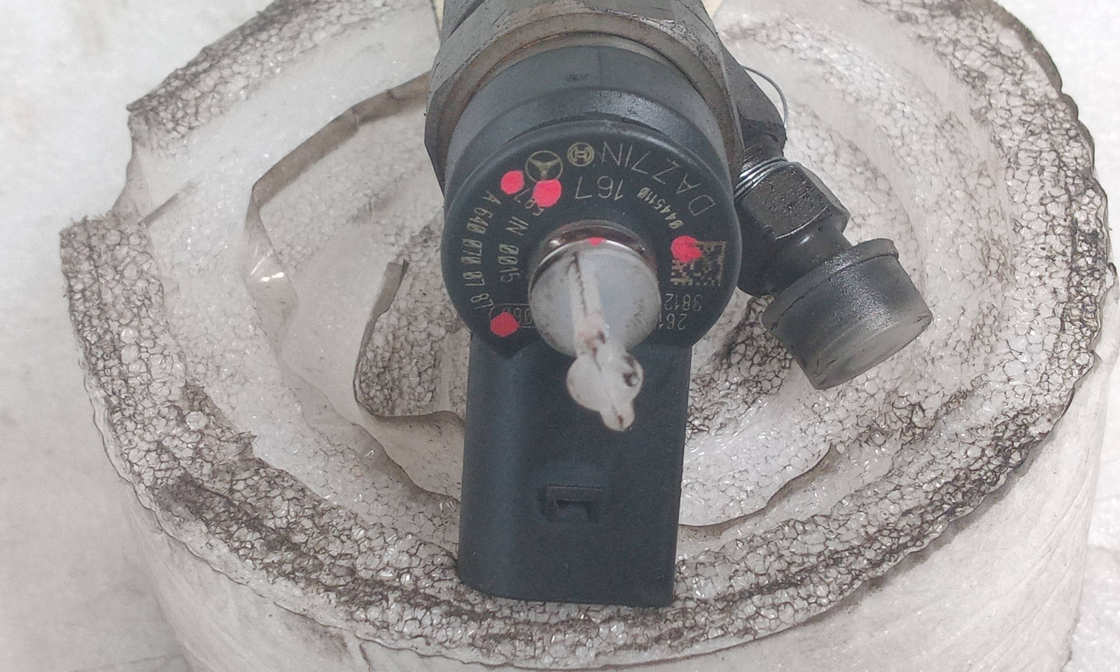 Inyector 0445110167 de Mercedes-benz Clase a (bm 169) 2004-2012 - pieza usada