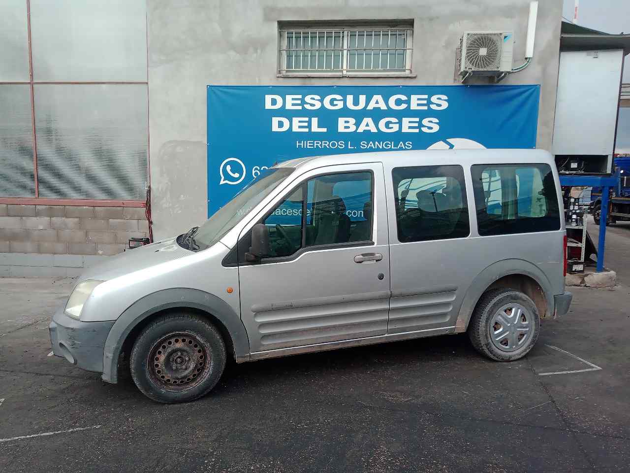 FORD Tourneo Connect 1 generation (2002-2013) Фара передняя левая 2T1413005AE 23800620