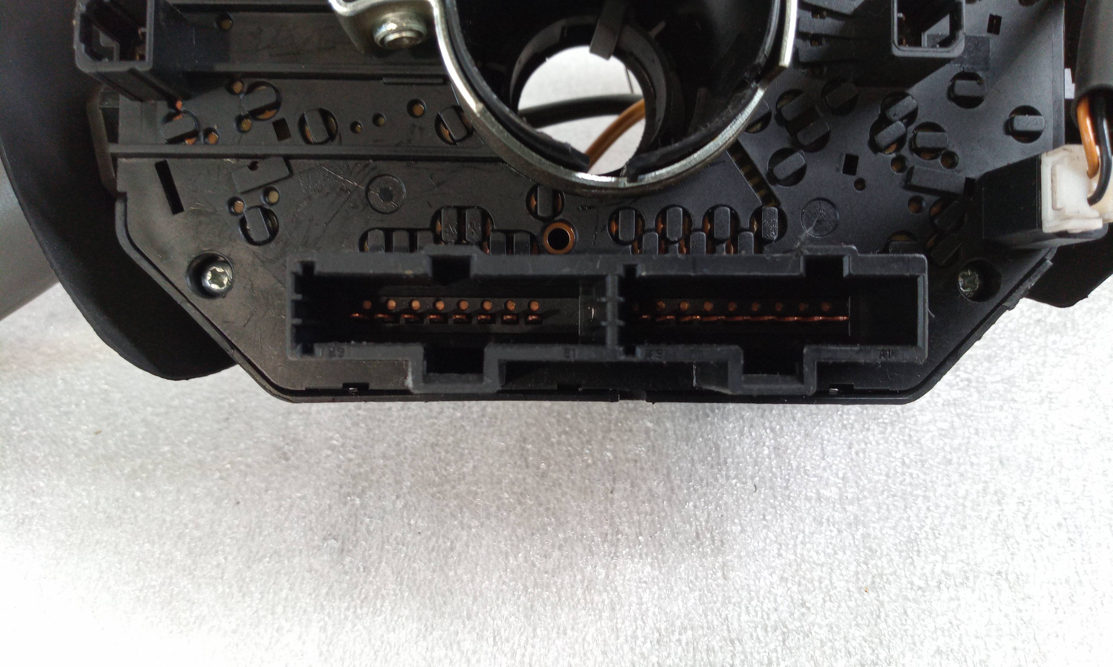 Commande autoradio 735444632 de Fiat Panda / panda classic (169_) 2010-2013 - pieza usada