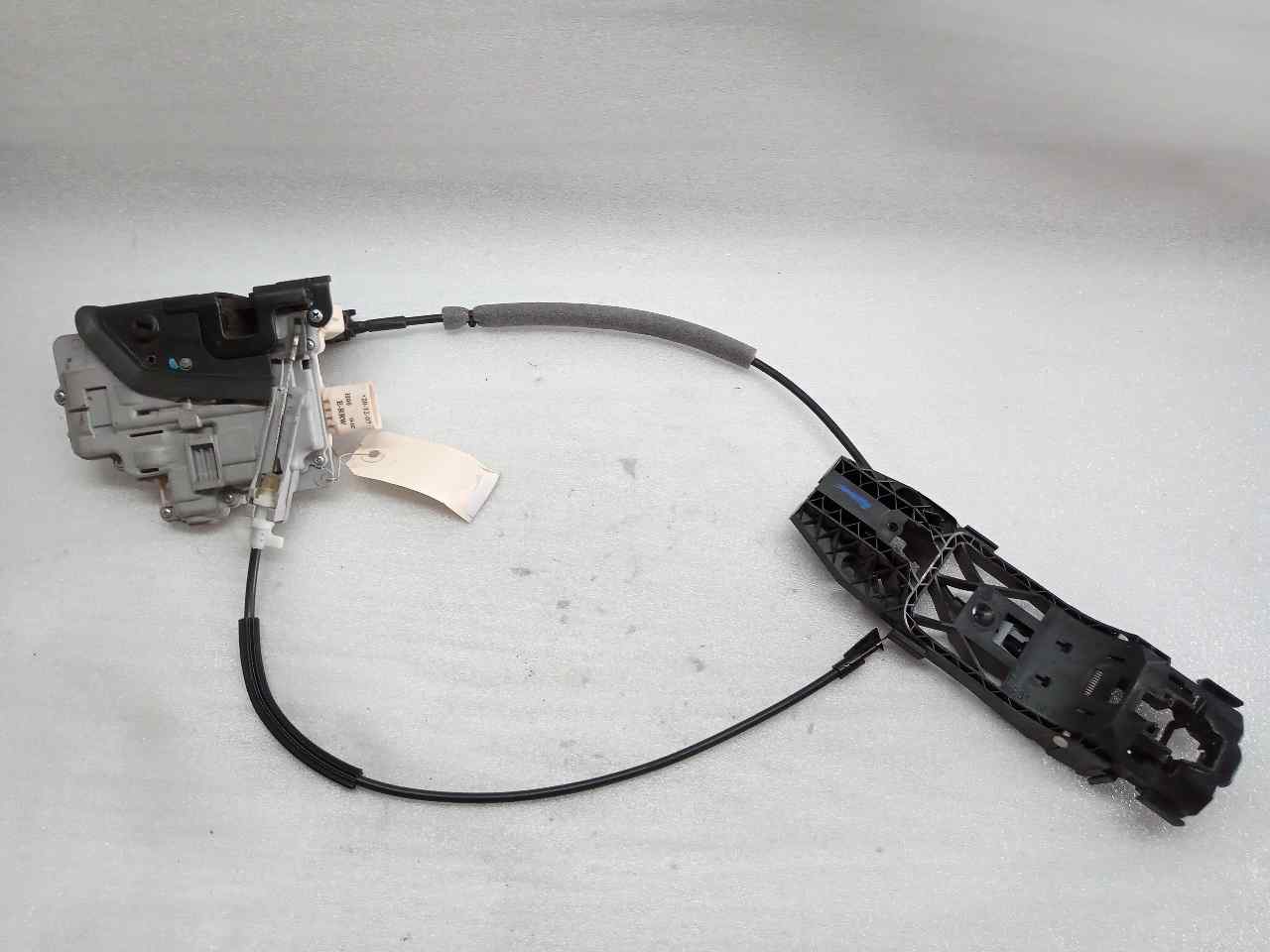 Cerradura puerta trasera derecha BLS 3C4839016A de Seat Ibiza iv (6j5, 6p1) 2008-2010 105 CV - pieza usada