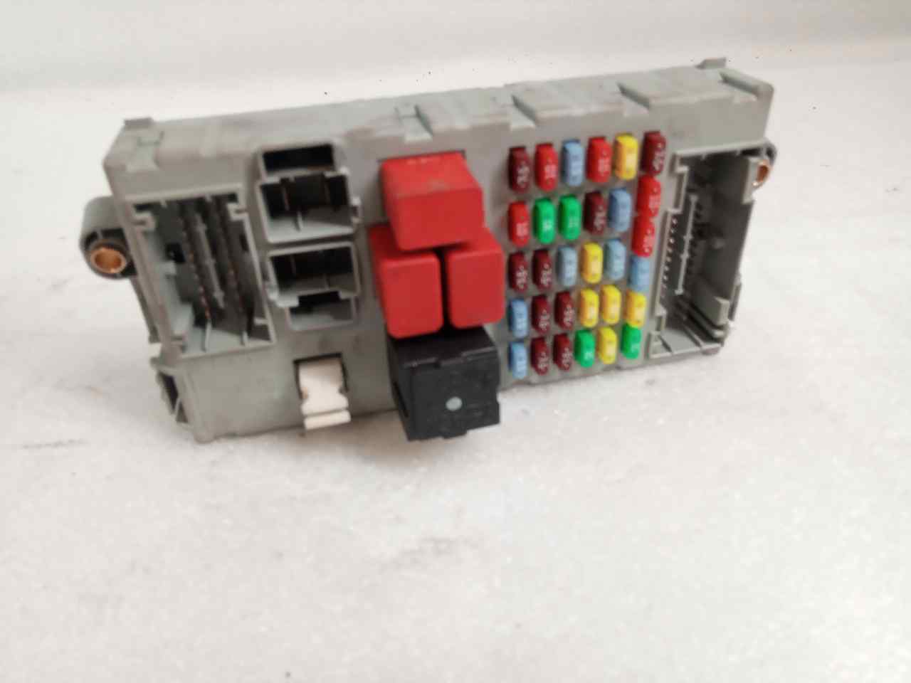 Scatola relè / fusibili 939A5000 50513353 de Alfa romeo 159 (939_) 2009-2011 185 CV - pieza usada