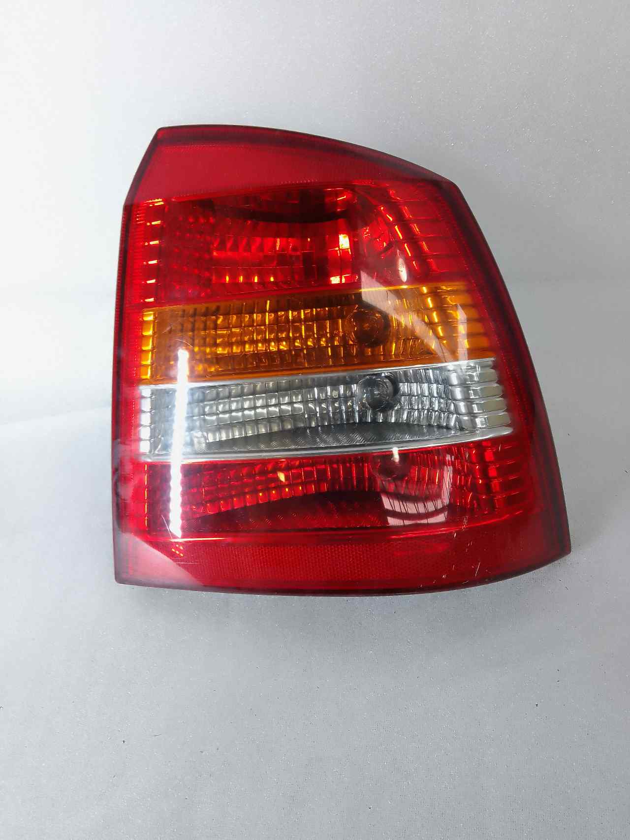 OPEL Astra F (1991-2002) Rear Right Taillight Lamp 13110931 24343190