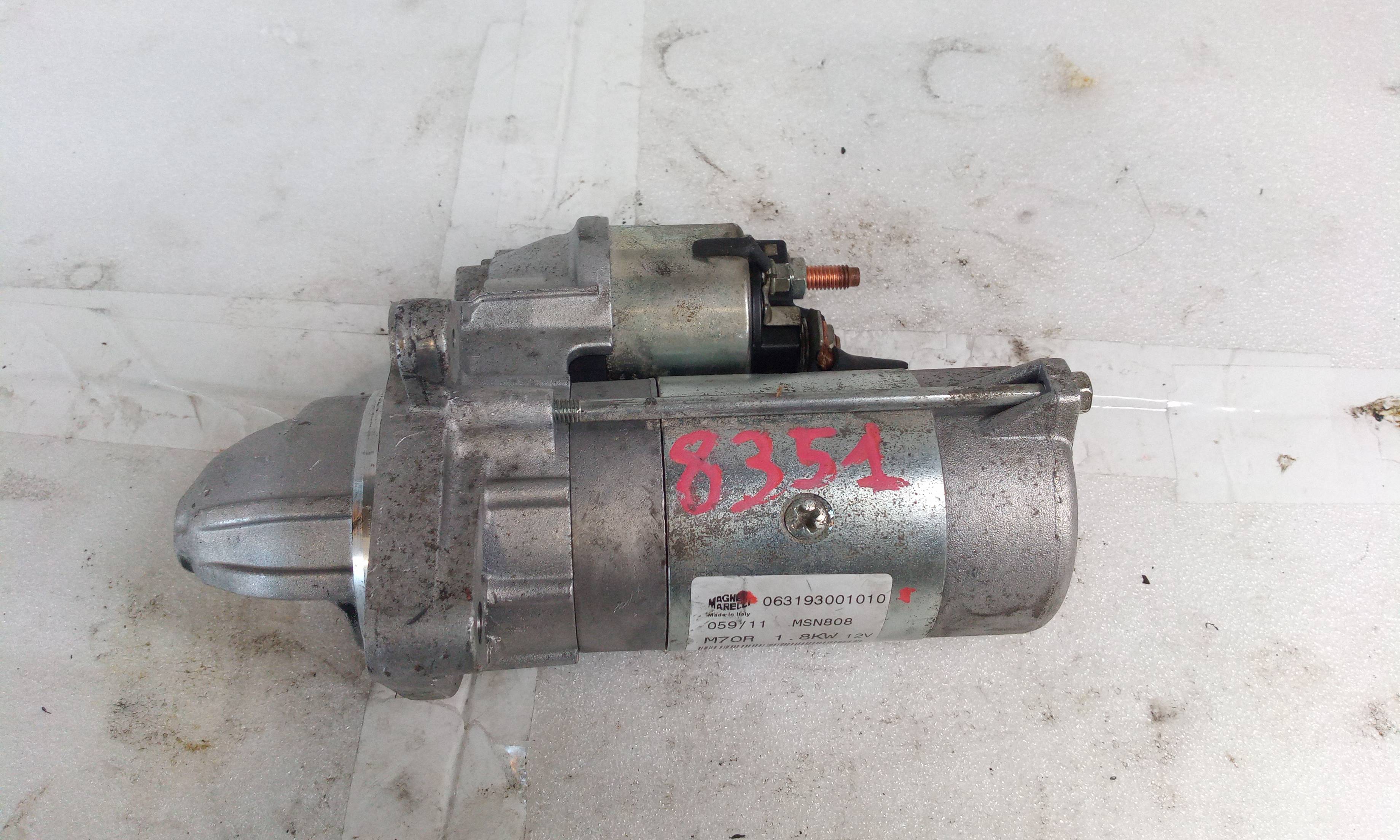 Motor de arranque 063193001010 de Mercedes-benz Vito basic-kombi (639) 2006-0 - pieza usada