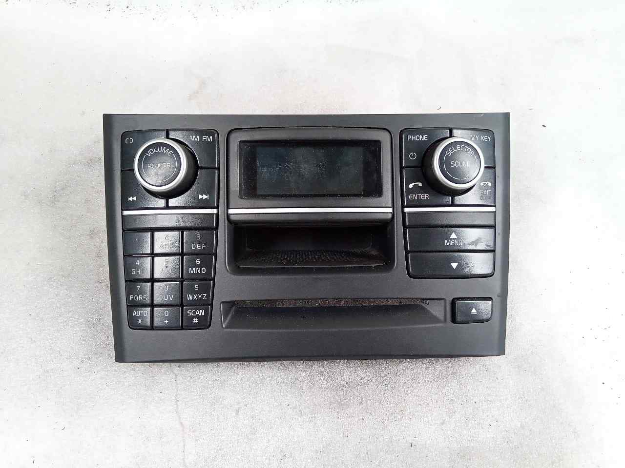 VOLVO XC90 1 generation (2002-2014) Music Player Without GPS 30797972 24855239