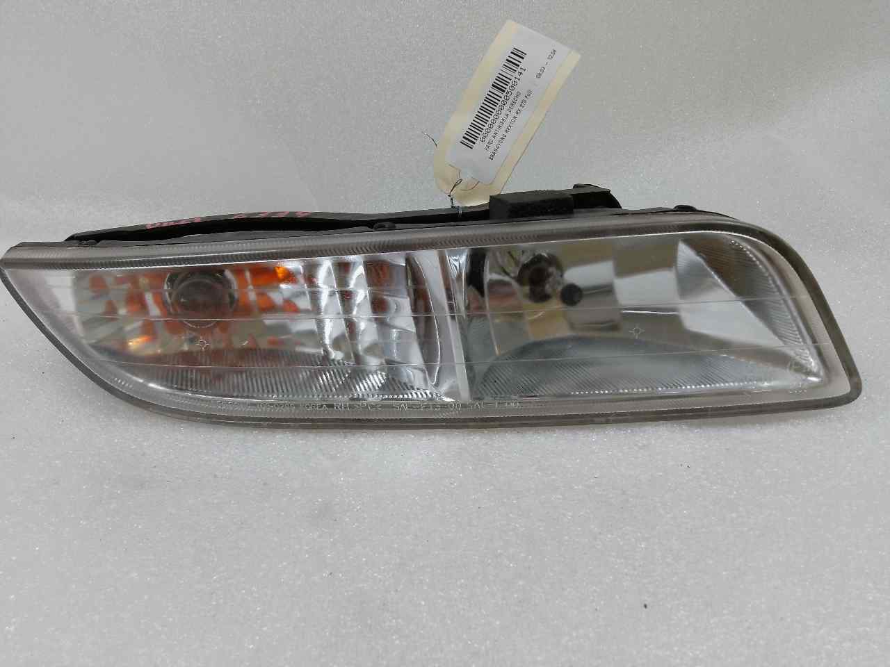 SSANGYONG Rexton Y200 (2001-2007) Front Right Fog Light 24827159