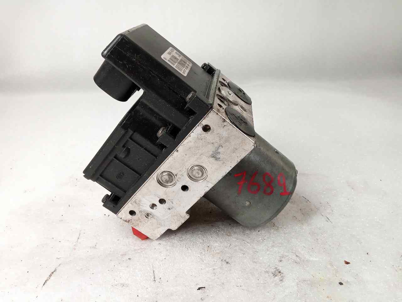 TOYOTA Corolla E120 (2000-2008) ABS pumppu 265225288 25240117