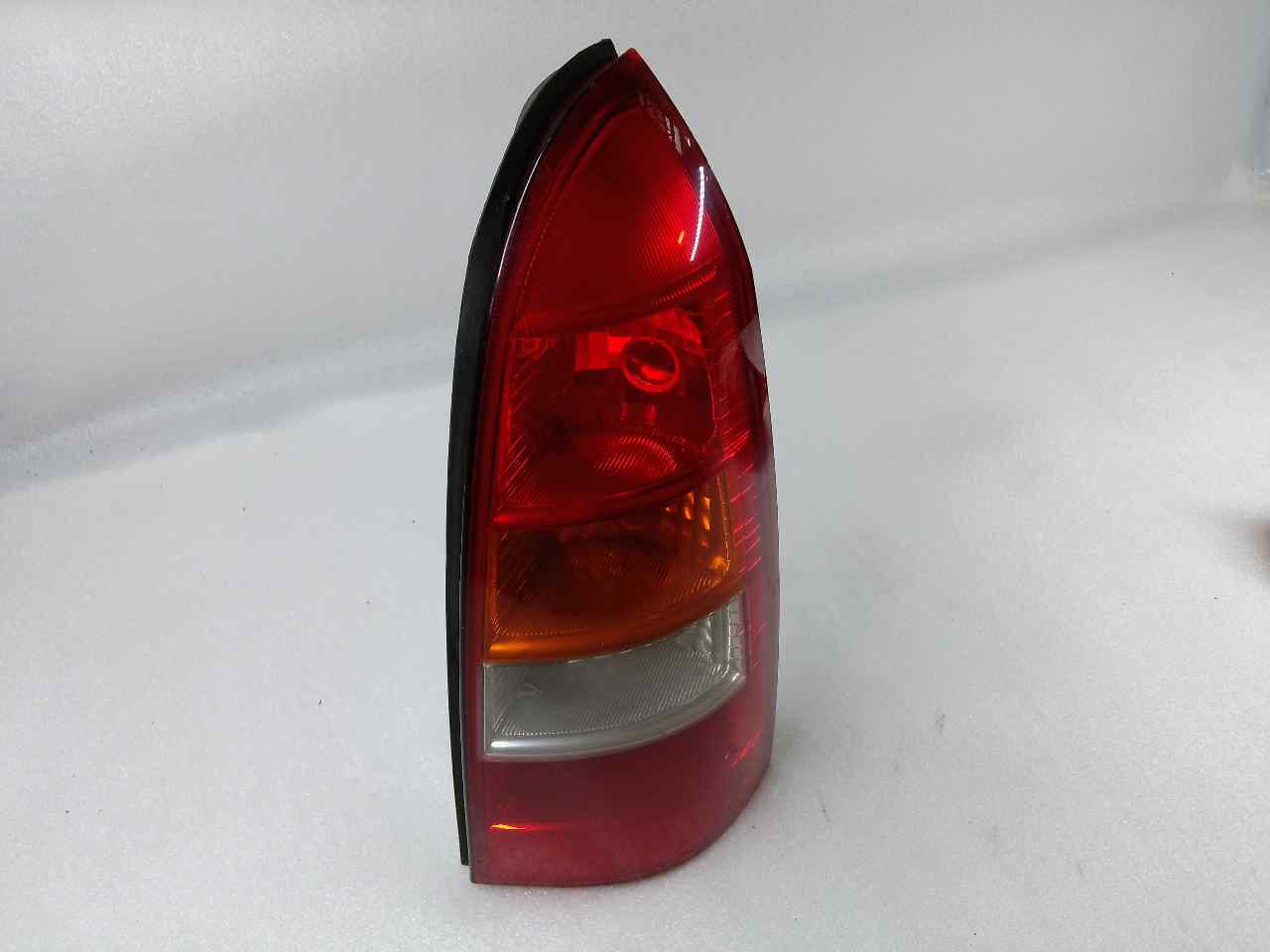 OPEL Astra H (2004-2014) Rear Right Taillight Lamp 393032 24839788