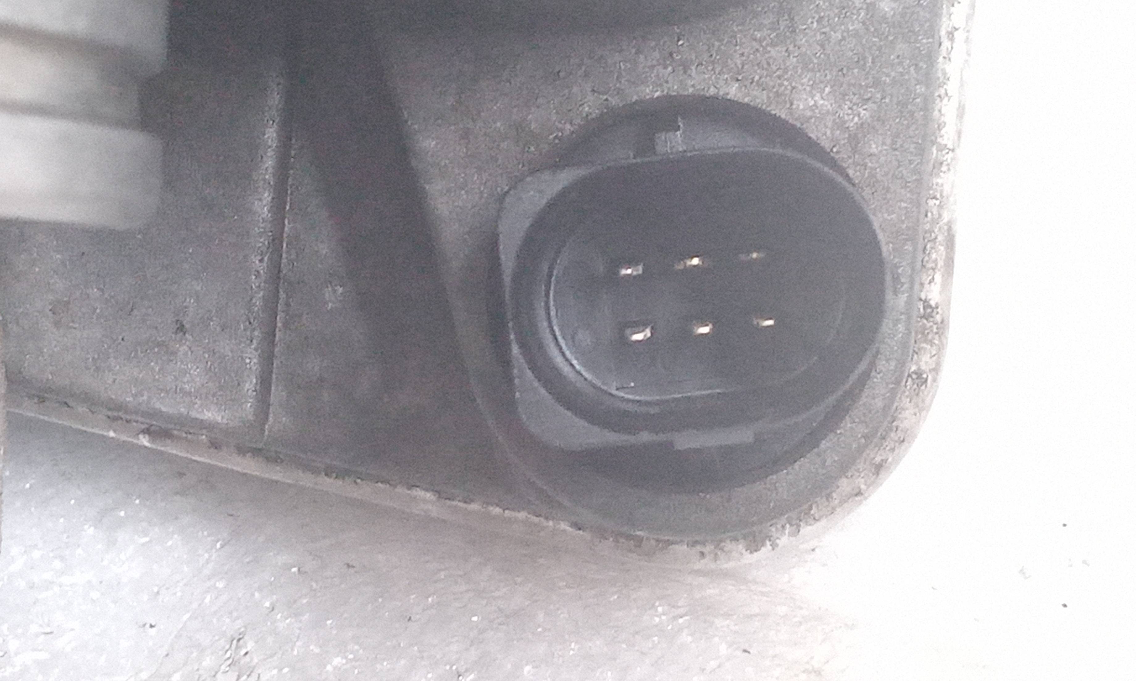 Caja de mariposa N62B36 13547506627 de Bmw 7 (e65, e66, e67) 2002-2005 272 CV - pieza usada