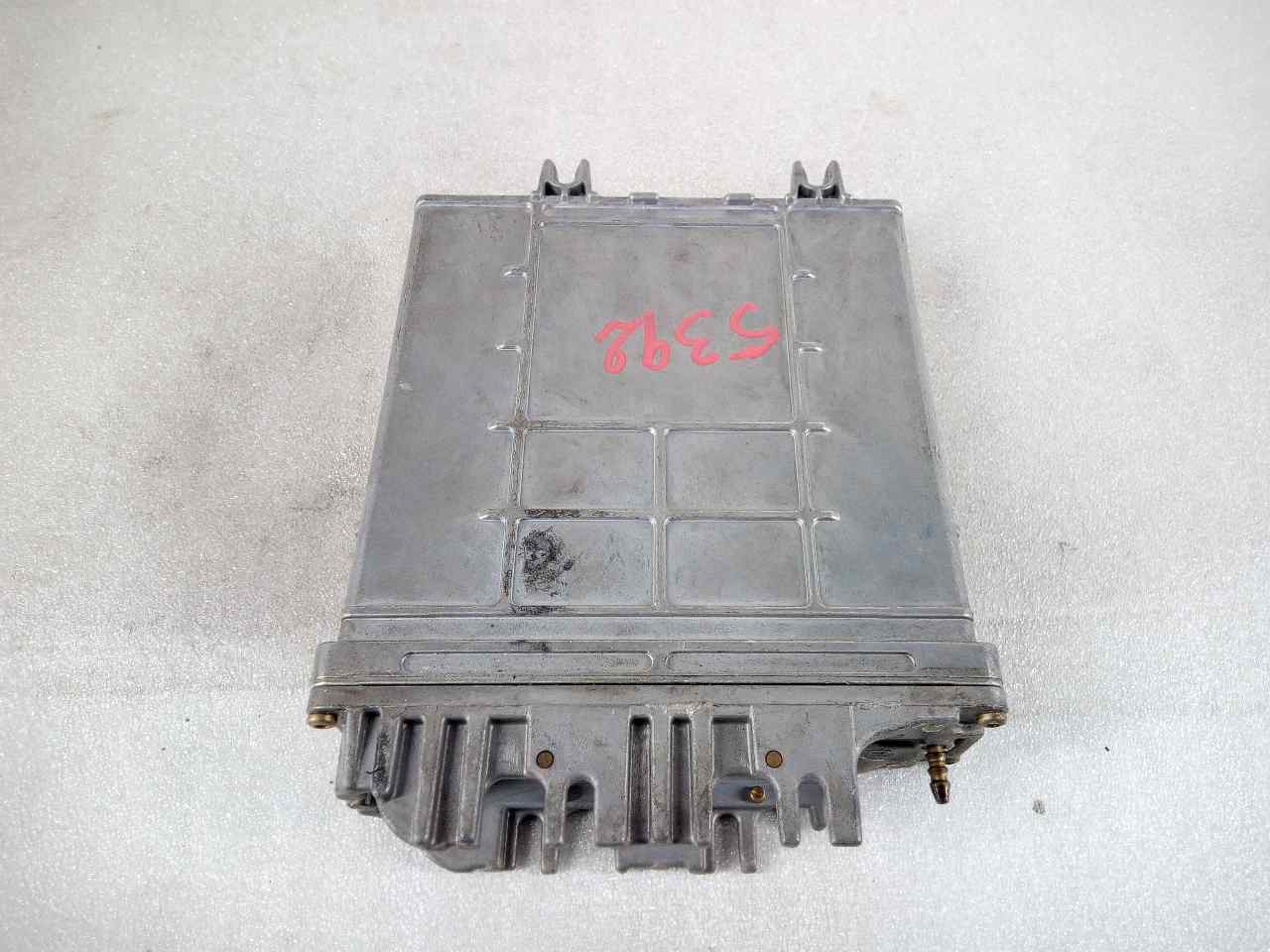 VOLKSWAGEN Passat B5 (1996-2005) Engine Control Unit ECU 0281001654 20072482