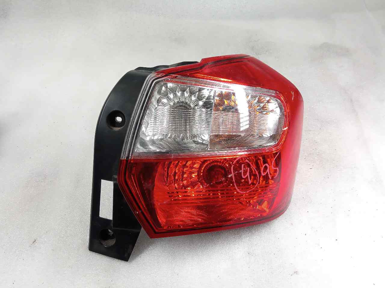 SUBARU XV 1 generation (2011-2017) Rear Right Taillight Lamp FJ040 24828811