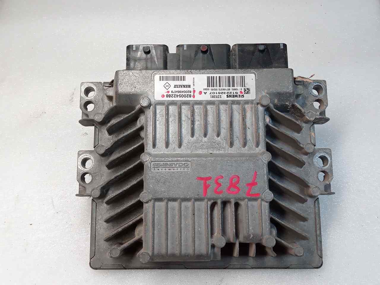 RENAULT Clio 3 generation (2005-2012) Engine Control Unit ECU 8200542288 25719089