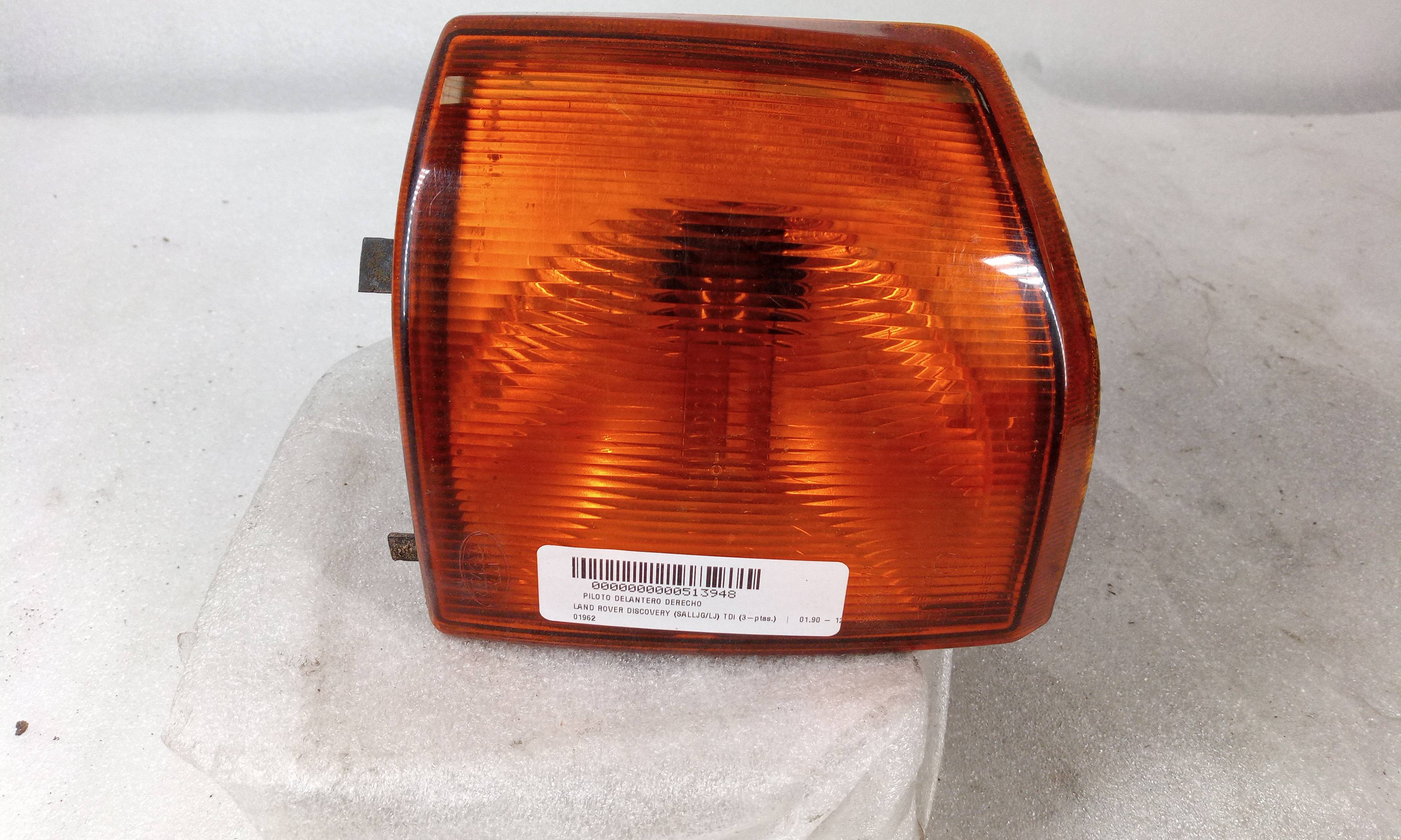 LAND ROVER Discovery 1 generation (1989-1997) Front Right Fender Turn Signal 01962 25239654