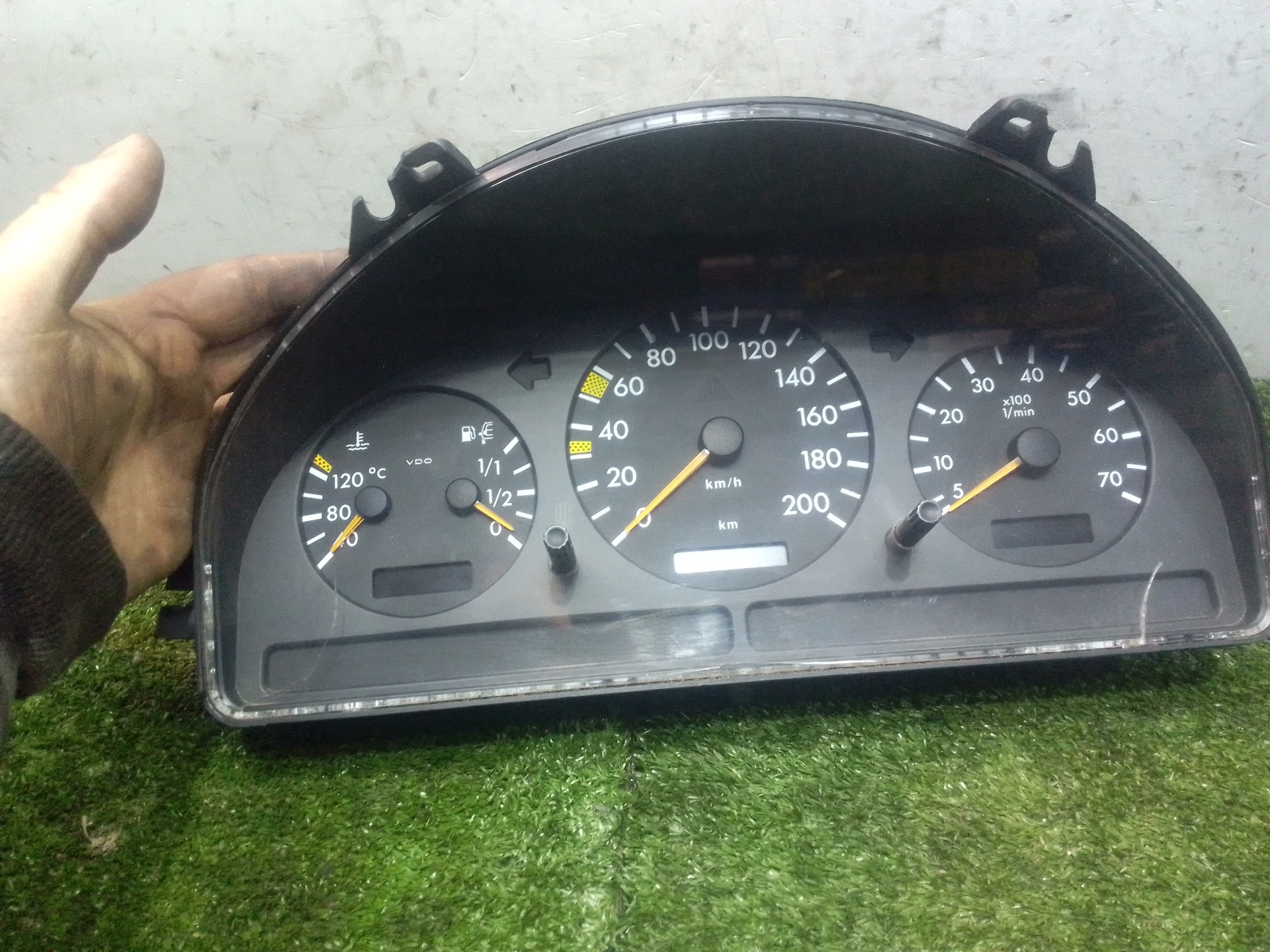 MERCEDES-BENZ M-Class W163 (1997-2005) Speedometer A1635400947 25320093