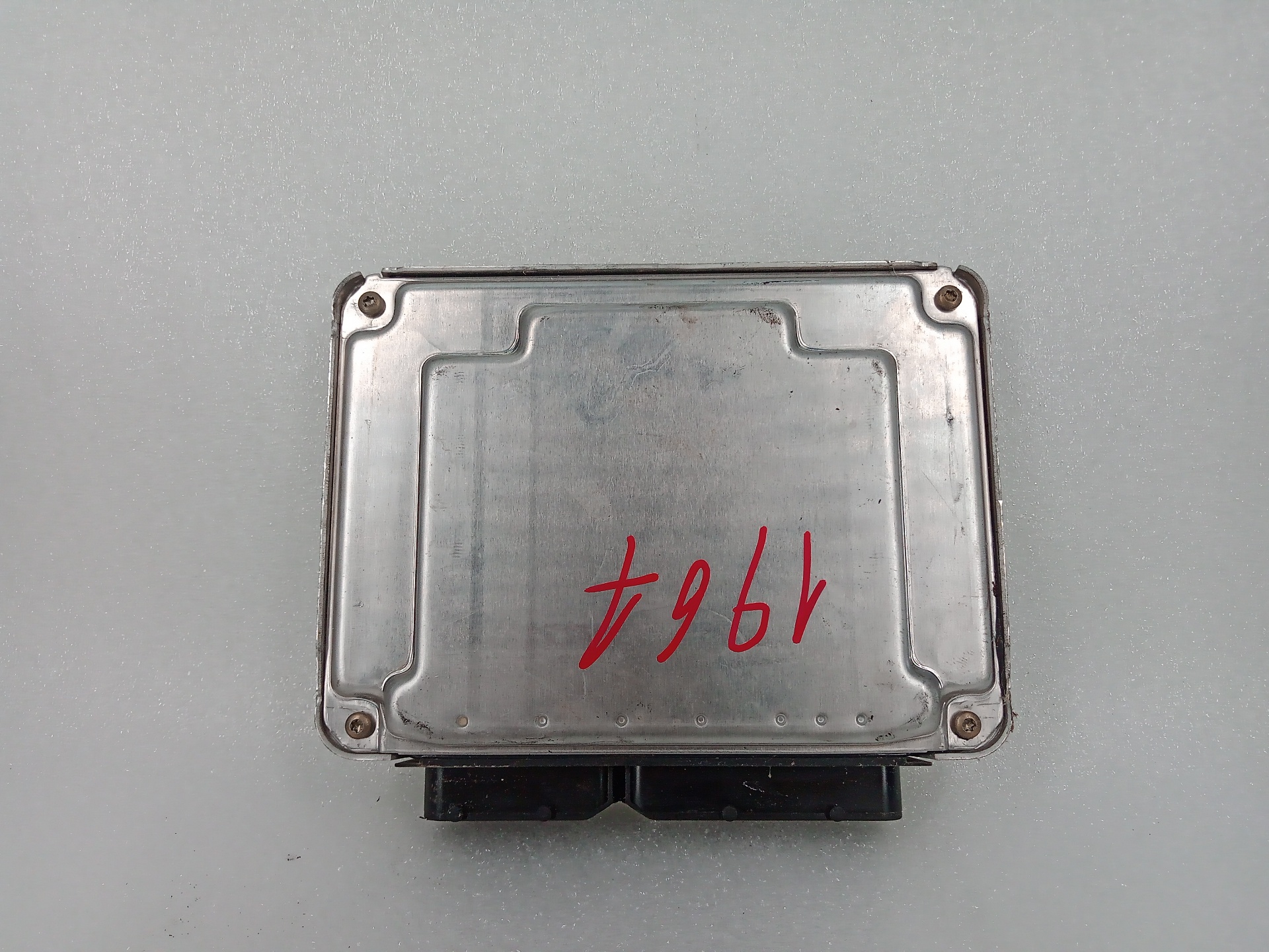 AUDI A4 B6/8E (2000-2005) Moottorin ohjausyksikkö ECU 0281010729 21628134