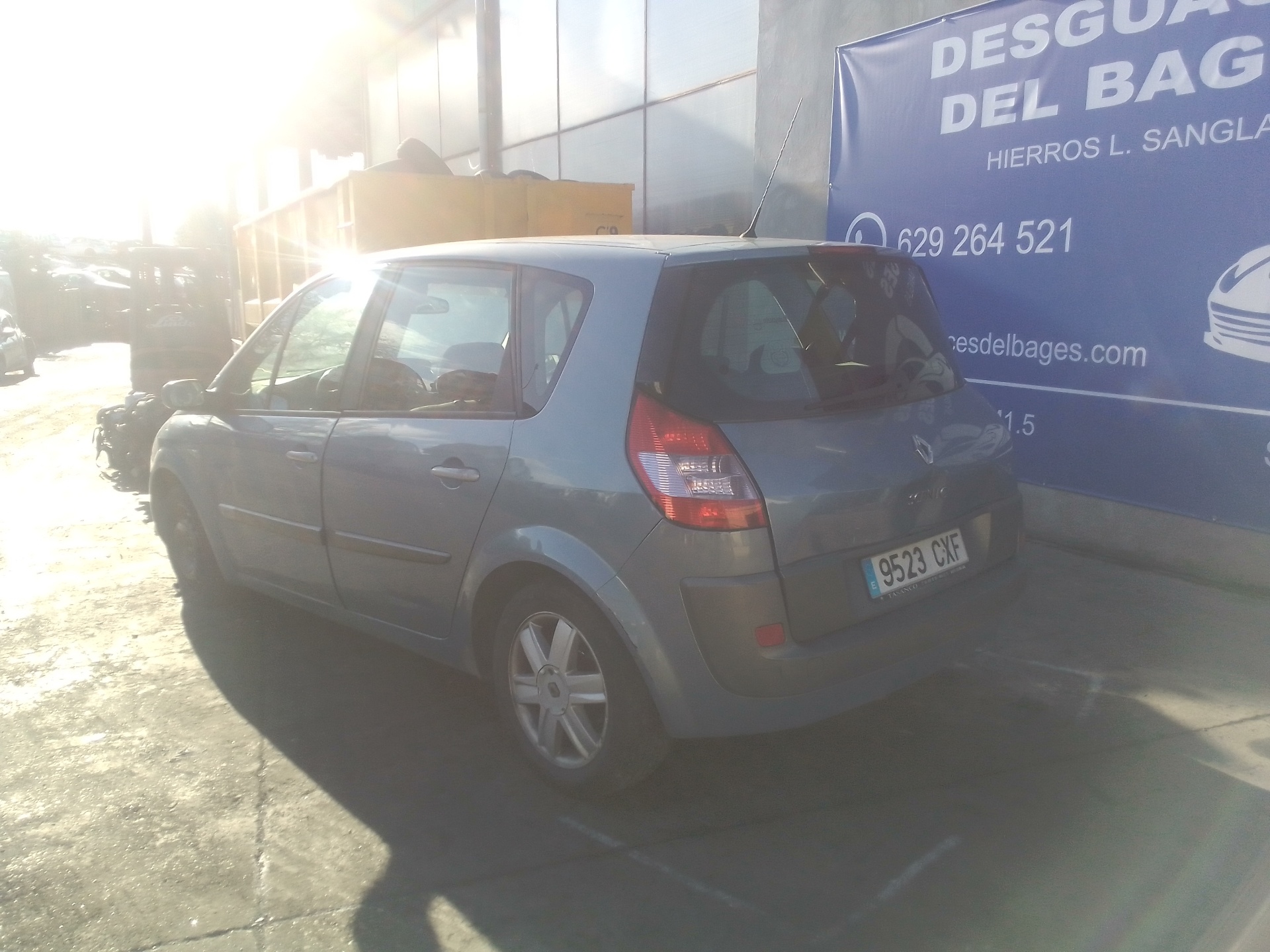 RENAULT Scenic 2 generation (2003-2010) Saugiklių dėžė 8200309693 20050631