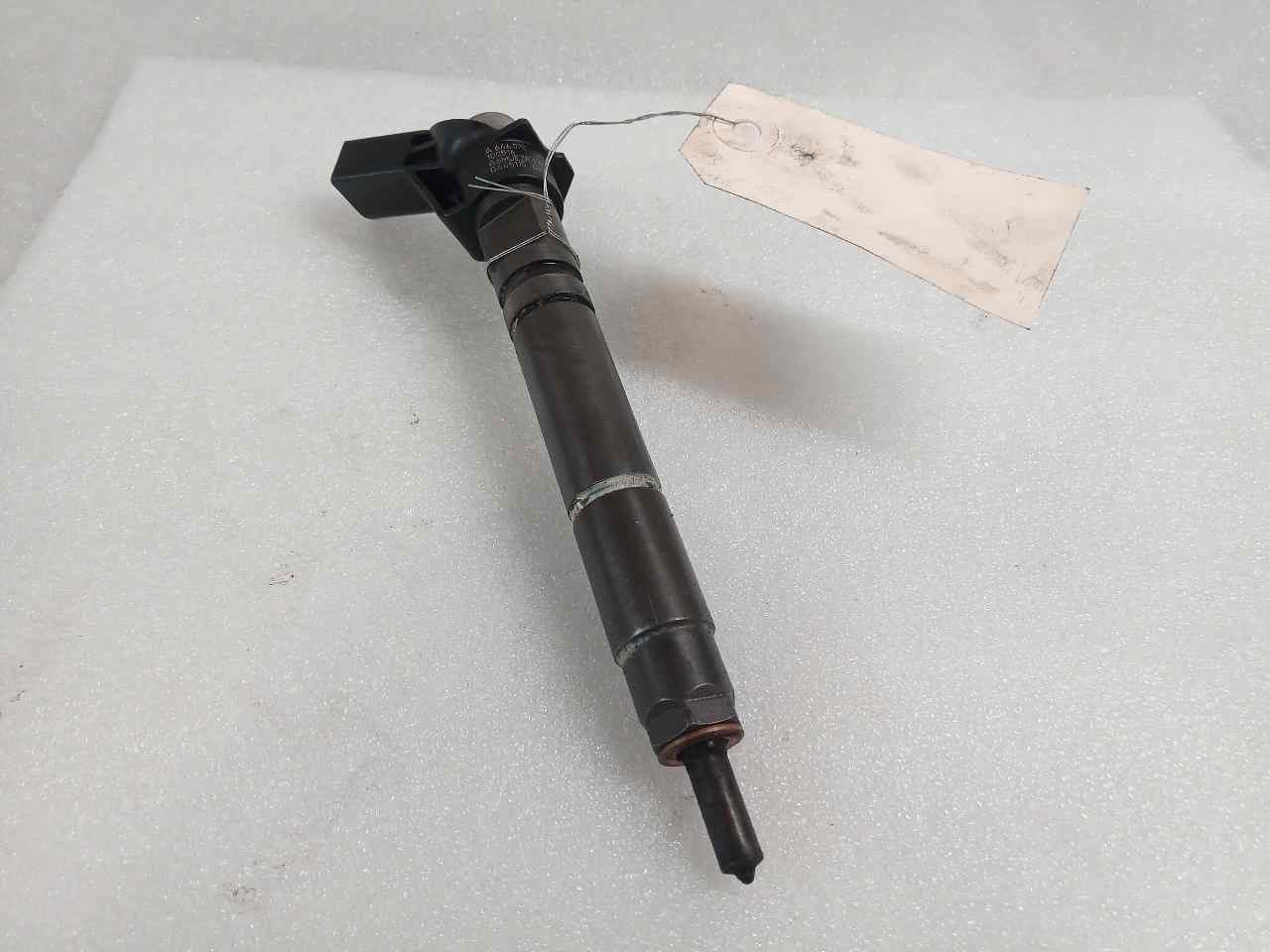 Inyector 0445115069 de Mercedes-benz Vito basic-kombi (639) 2006-0 - pieza usada