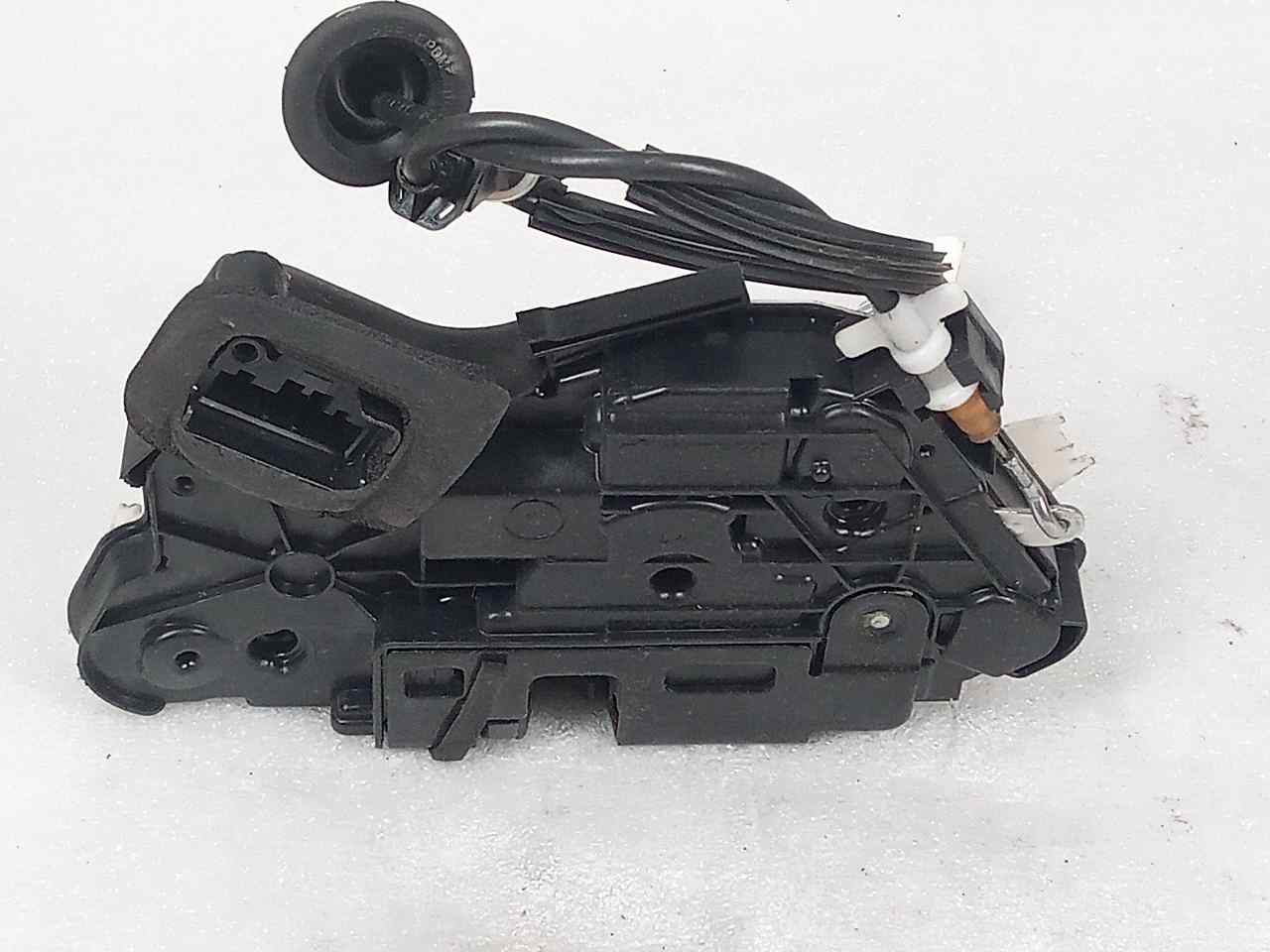 PEUGEOT 206 1 generation (1998-2009) Front Left Door Lock 5K18370150 24827968