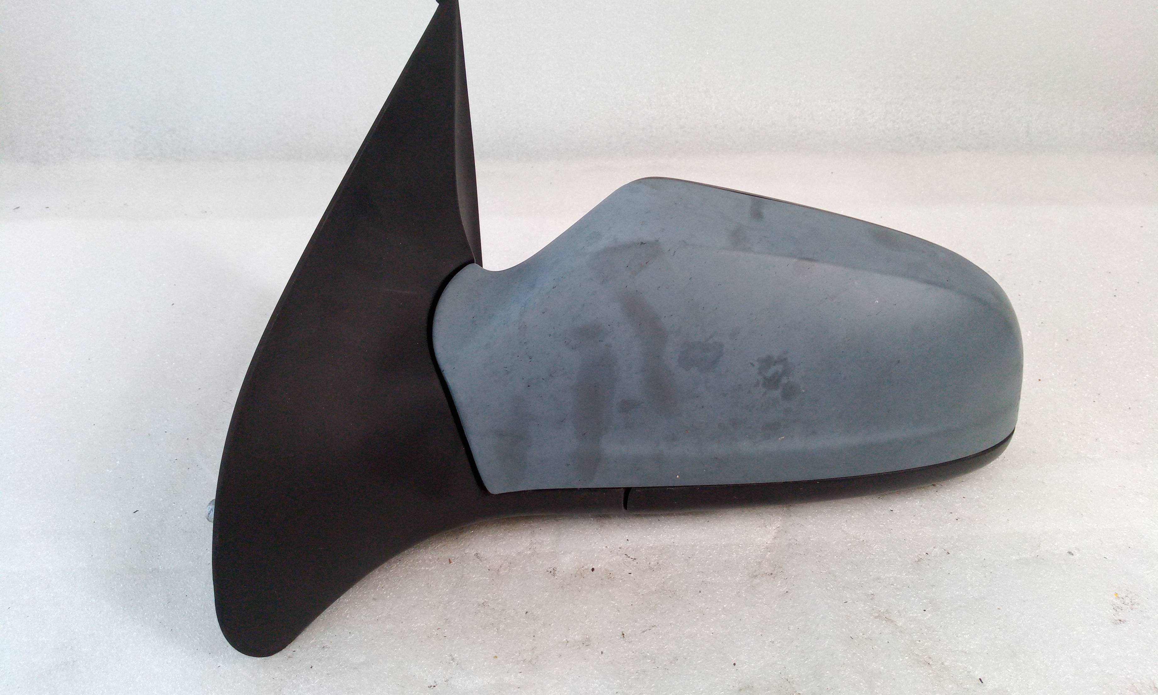 Retrovisor izquierdo 026218 de Opel Corsa c 2003-2005 - pieza usada