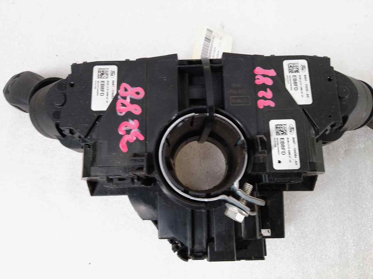 FORD Fiesta 5 generation (2001-2010) Mygtukai 8A6T13335 23800698