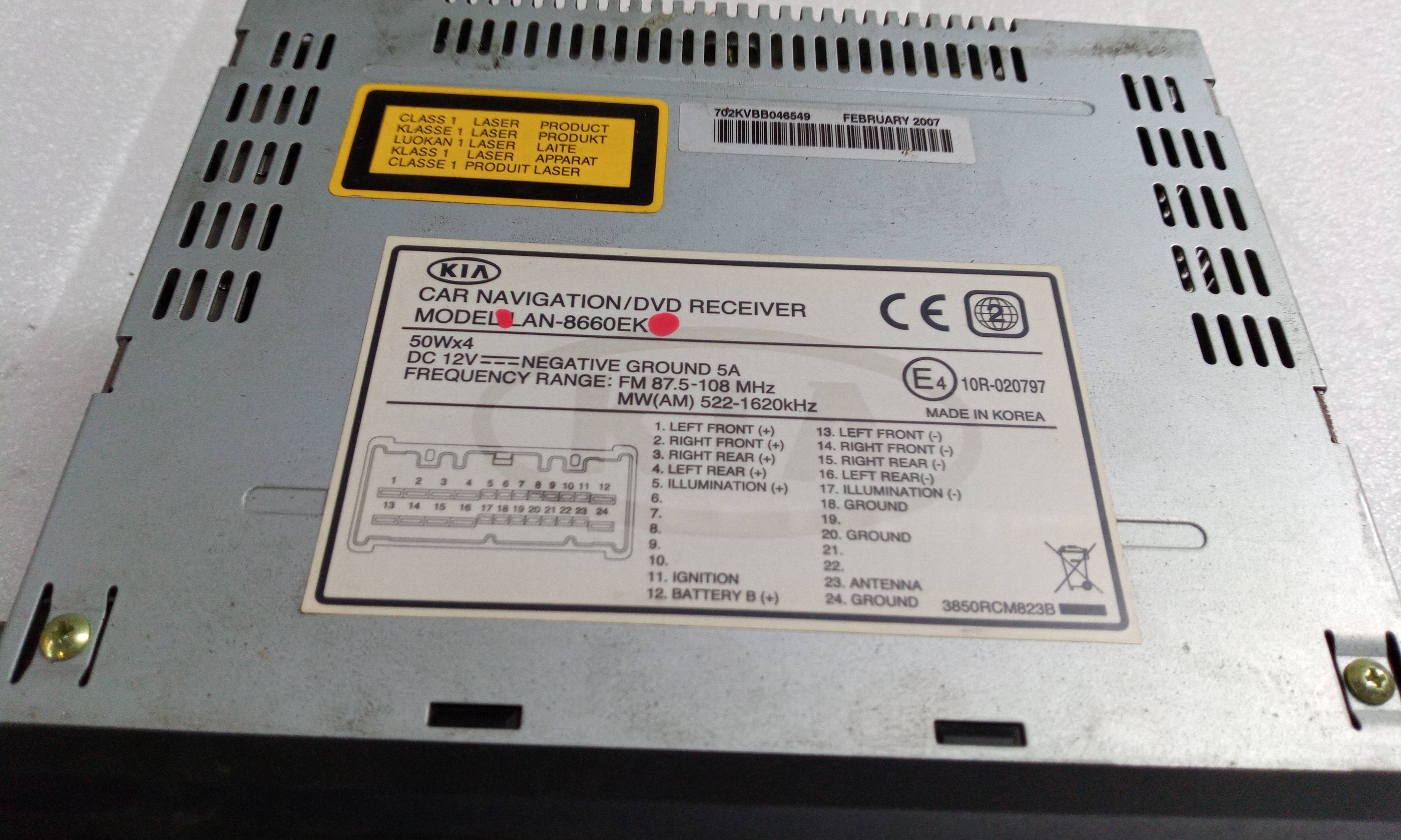 Sistema audio / radio cd LAN8660EK de Kia Magentis (mg) 2005-0 140 CV - pieza usada
