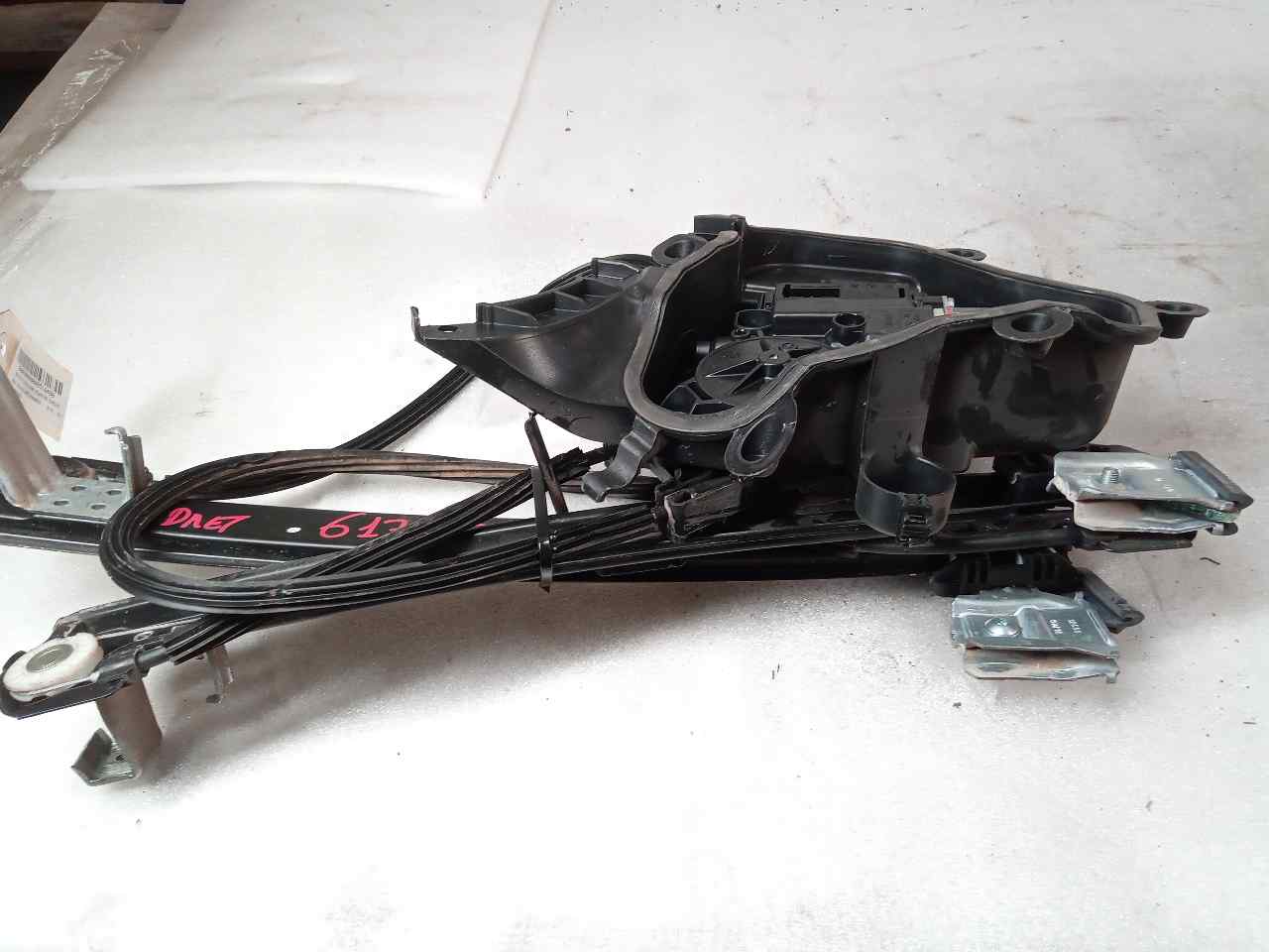 SEAT Ibiza 4 generation (2008-2017) Front Right Door Window Control Motor 6R0959802ED 24855983