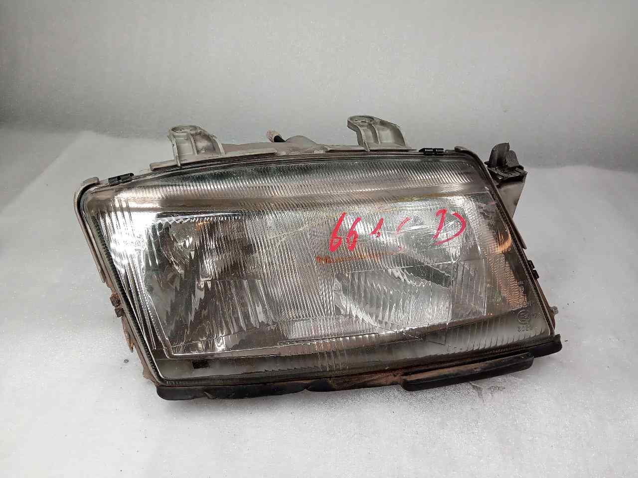 SAAB 93 1 generation (1956-1960) Front Right Headlight 3022 23801758